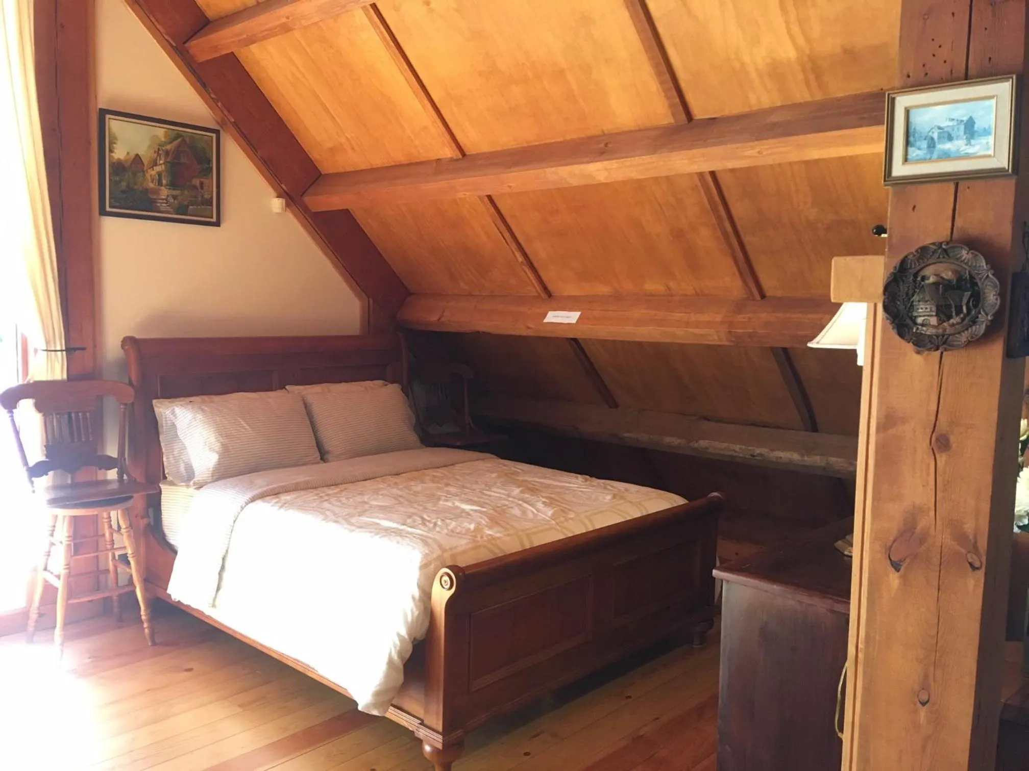 Bed in Owl Street Lodge