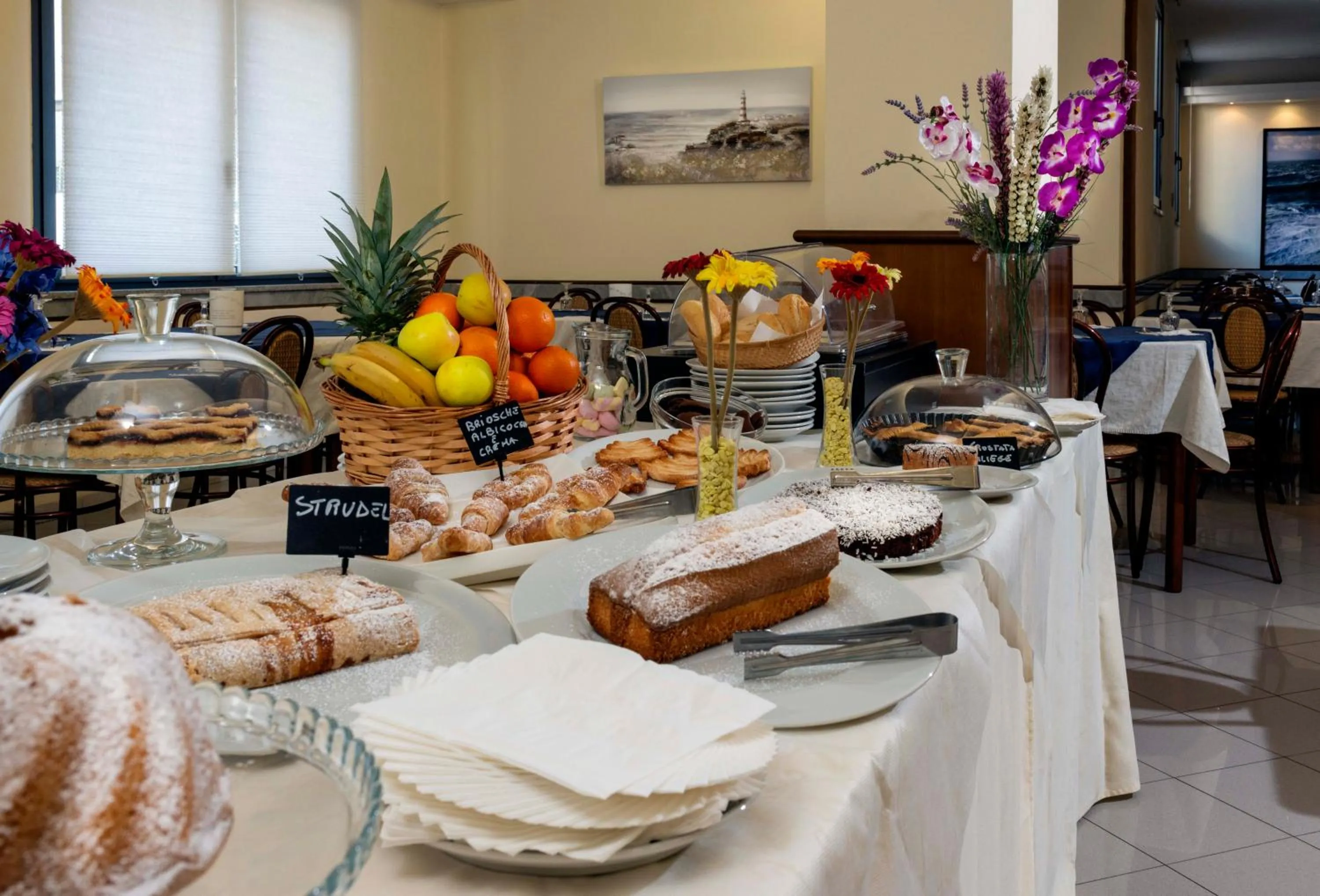 Food and drinks in Hotel Petrarca