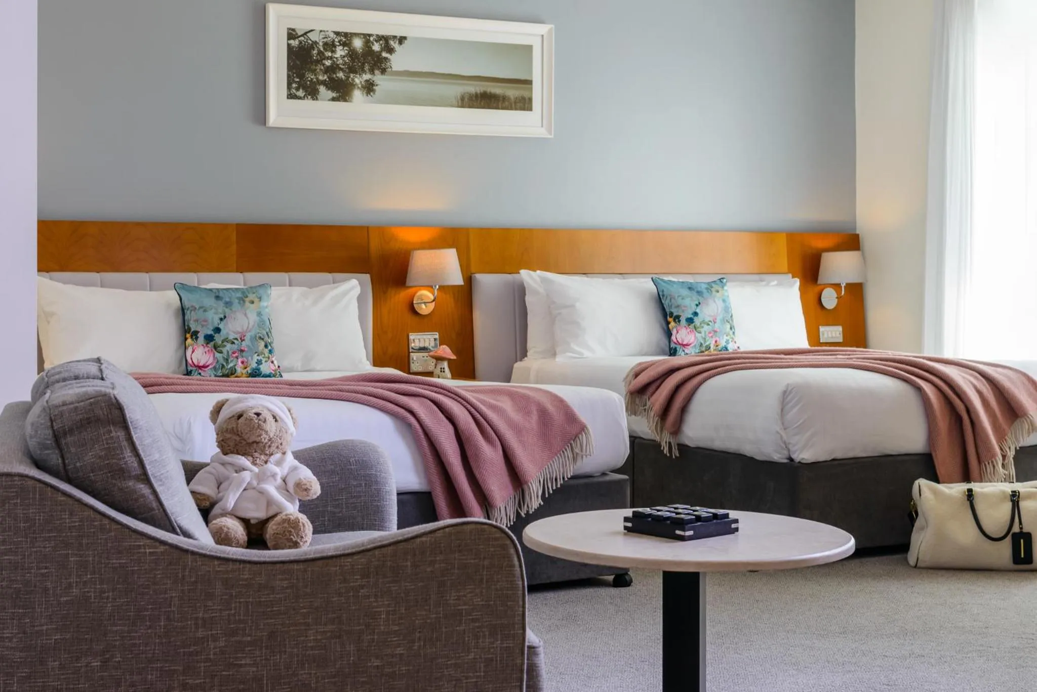 Bedroom, Bed in The Ellison