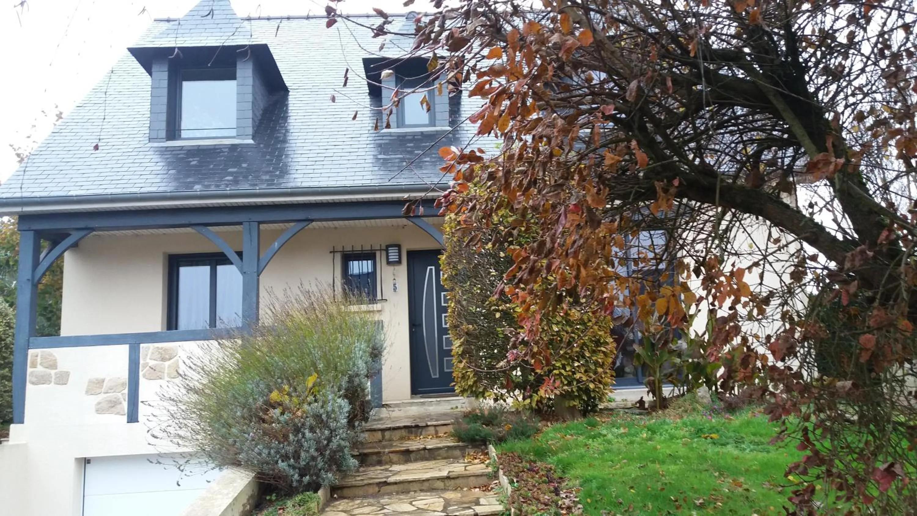 Property building in Jo Masson