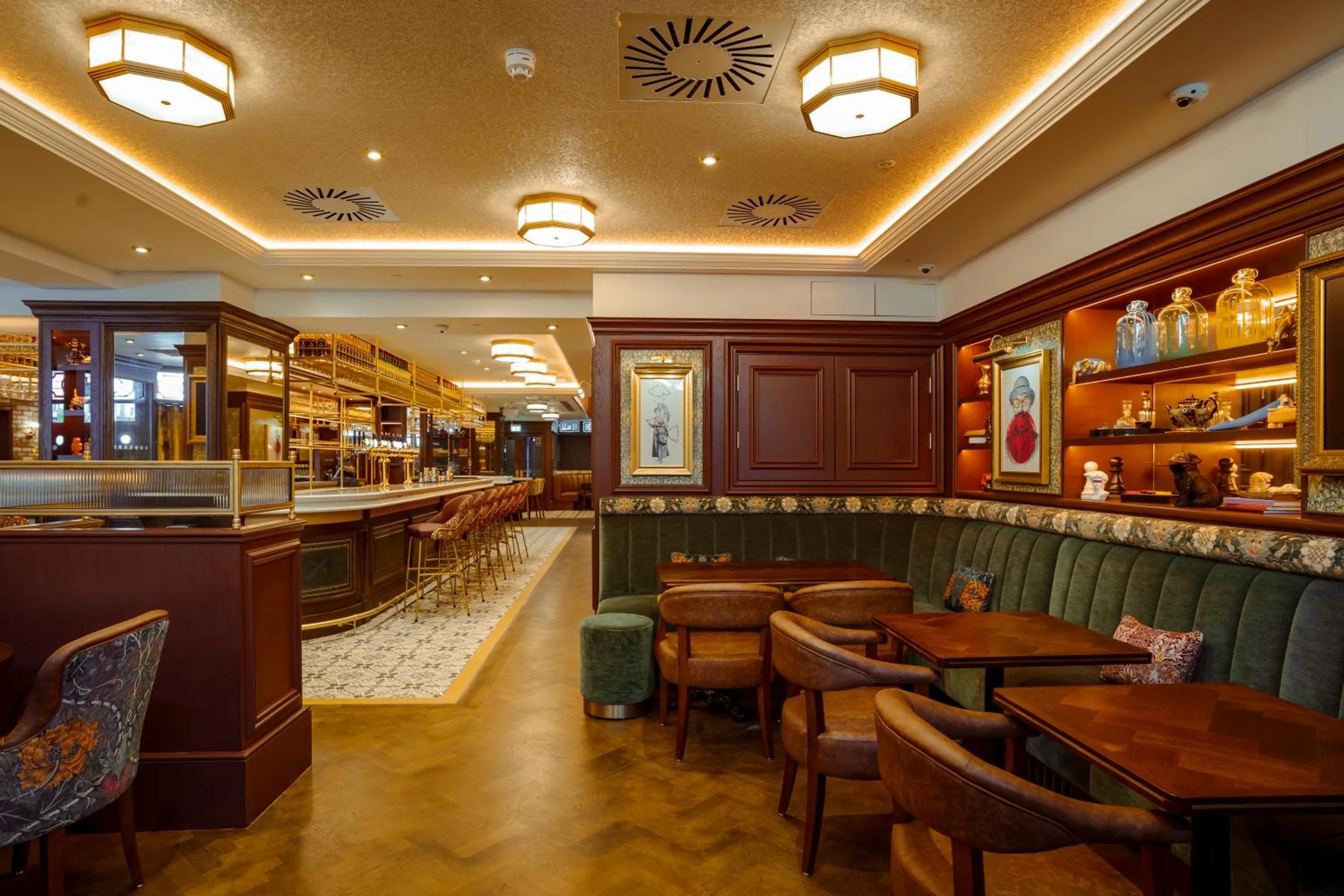 Restaurant/places to eat in The Mercantile Hotel