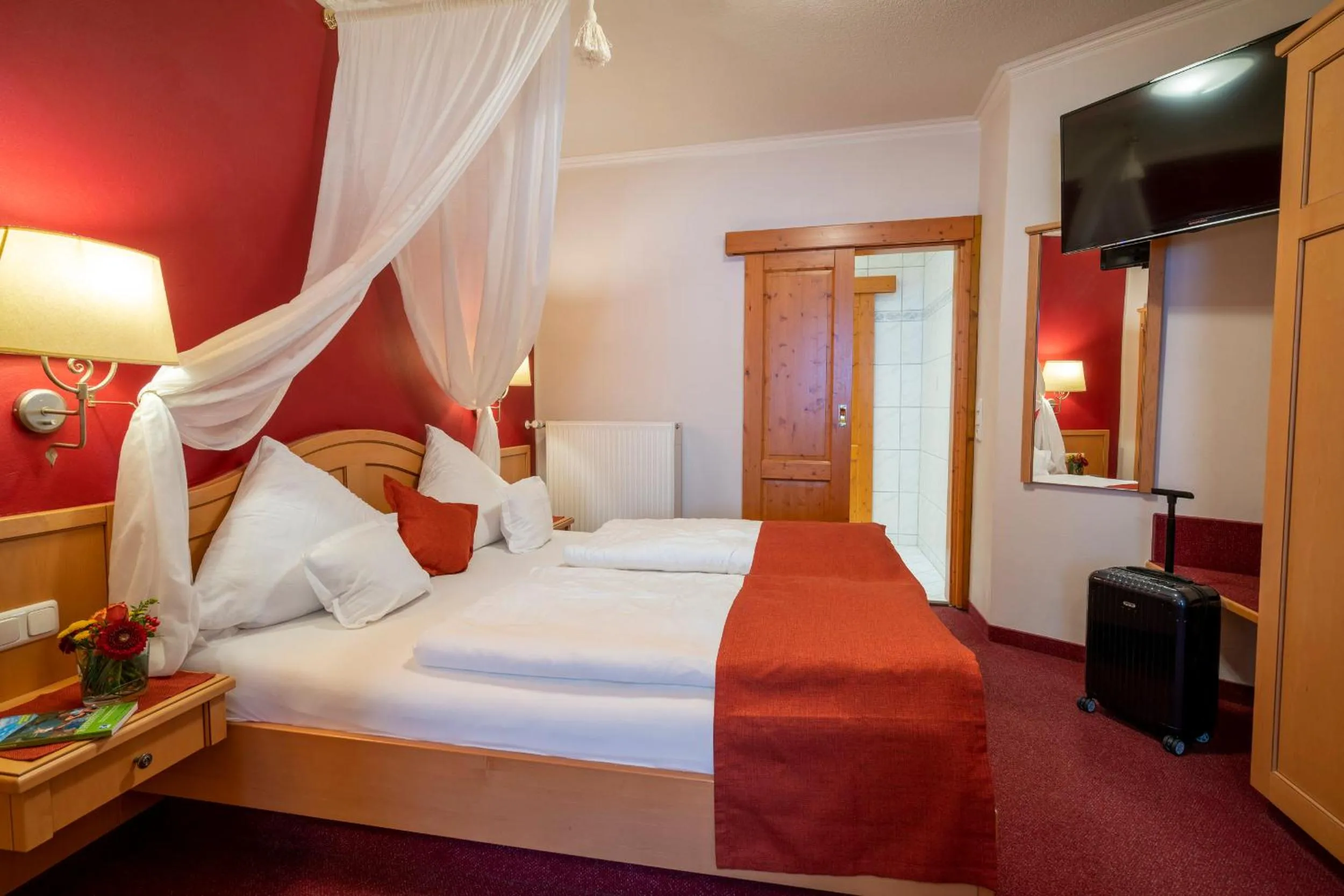 Bedroom, Bed in Altkölnischer Hof