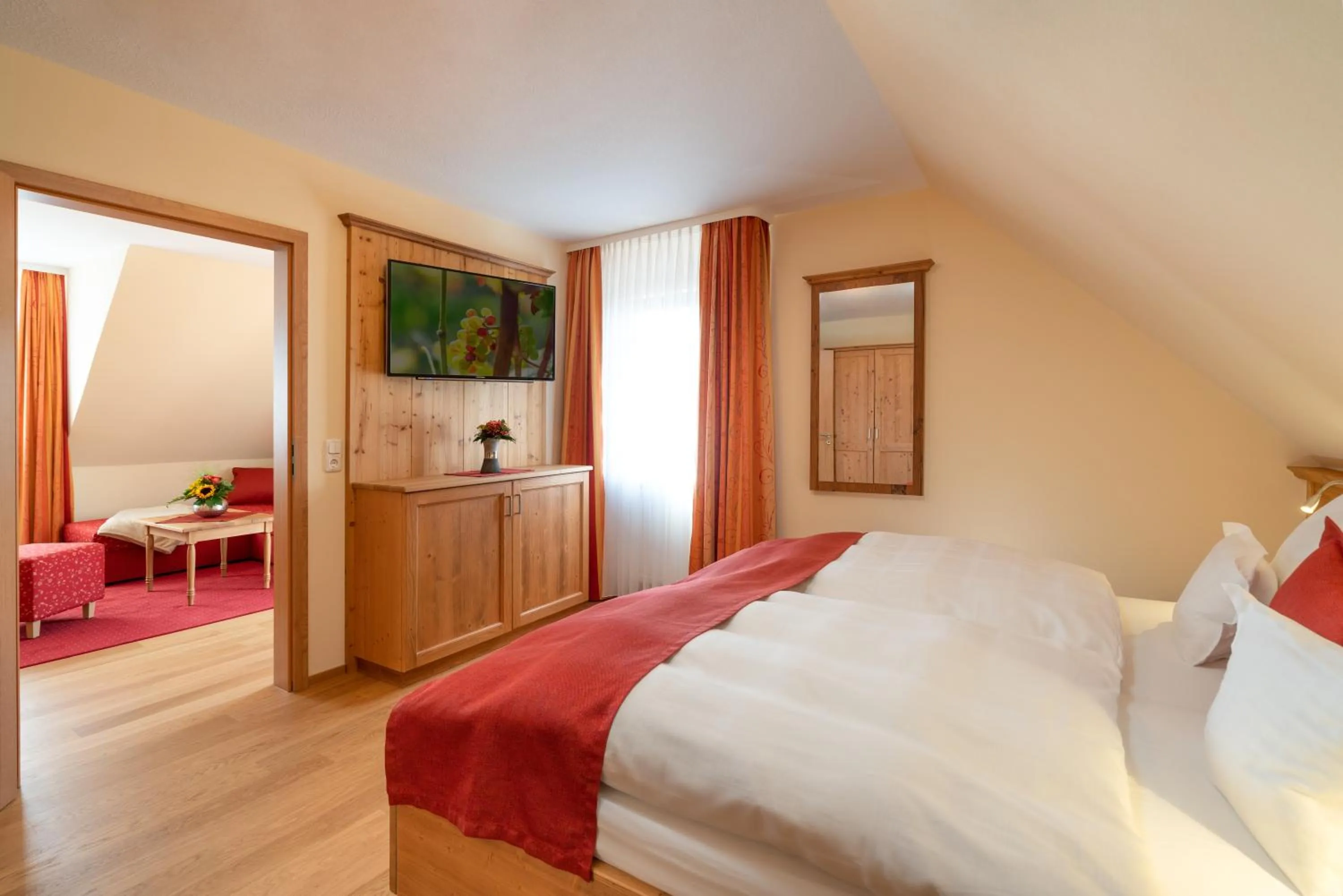 Photo of the whole room, Bed in Altkölnischer Hof