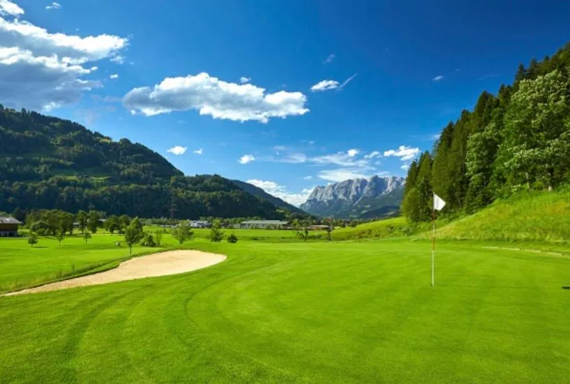 Golfcourse in Apartment Sonnblick