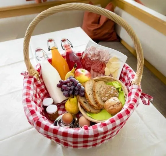 Breakfast in Apartment Sonnblick