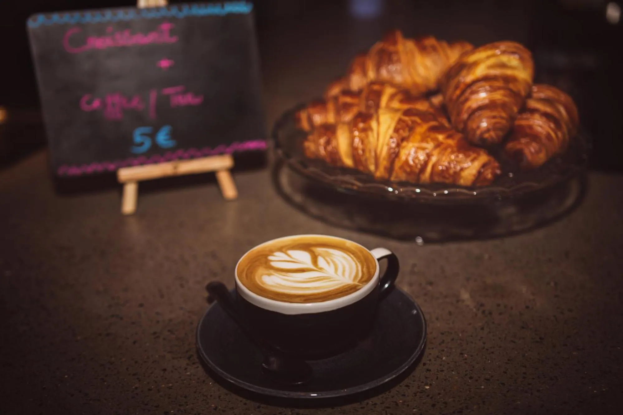 Restaurant/places to eat in Latroupe Jacobs Inn