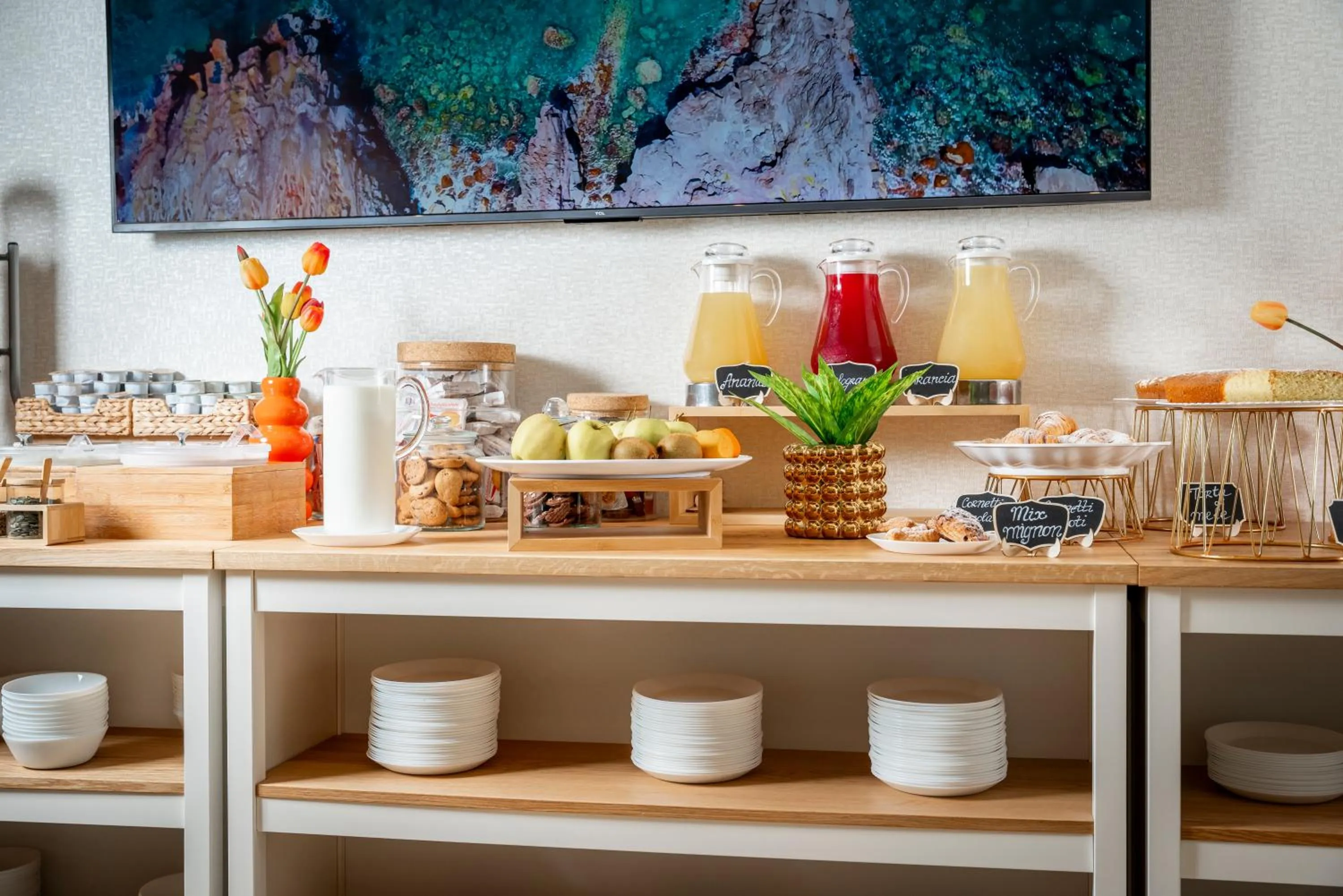 Buffet breakfast in Hotel Grazia Riccione