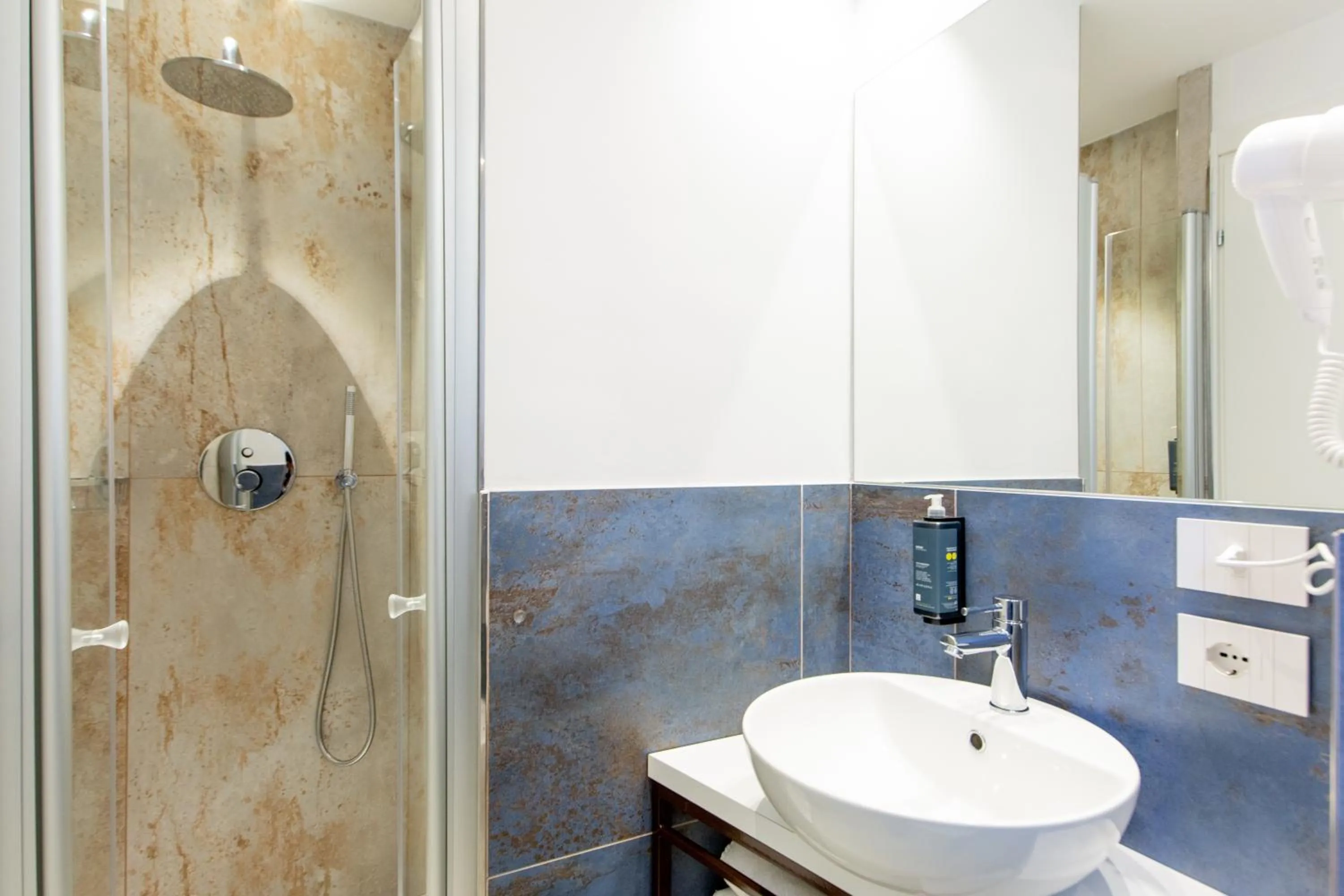 Bathroom in Hotel Grazia Riccione