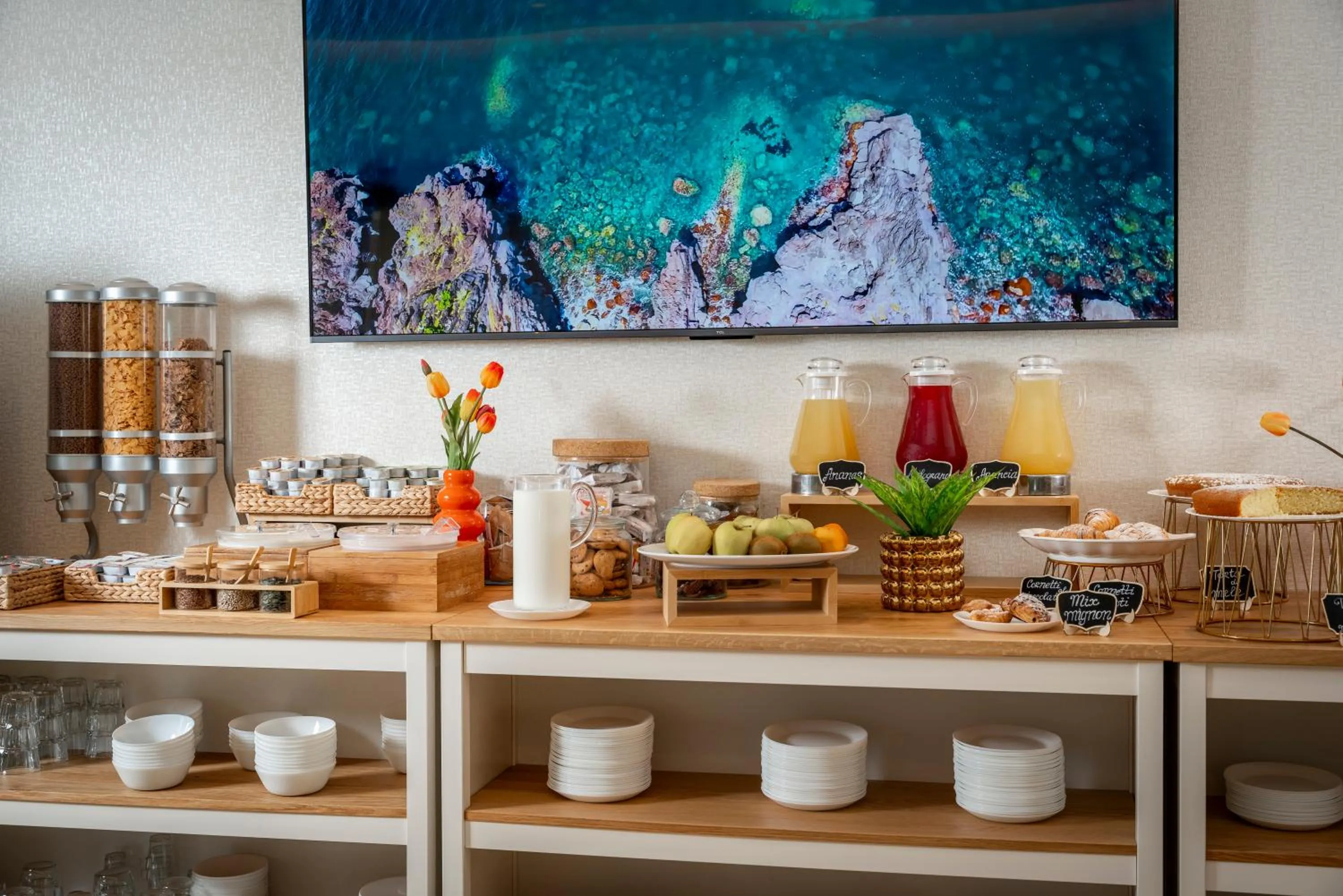 Buffet breakfast in Hotel Grazia Riccione