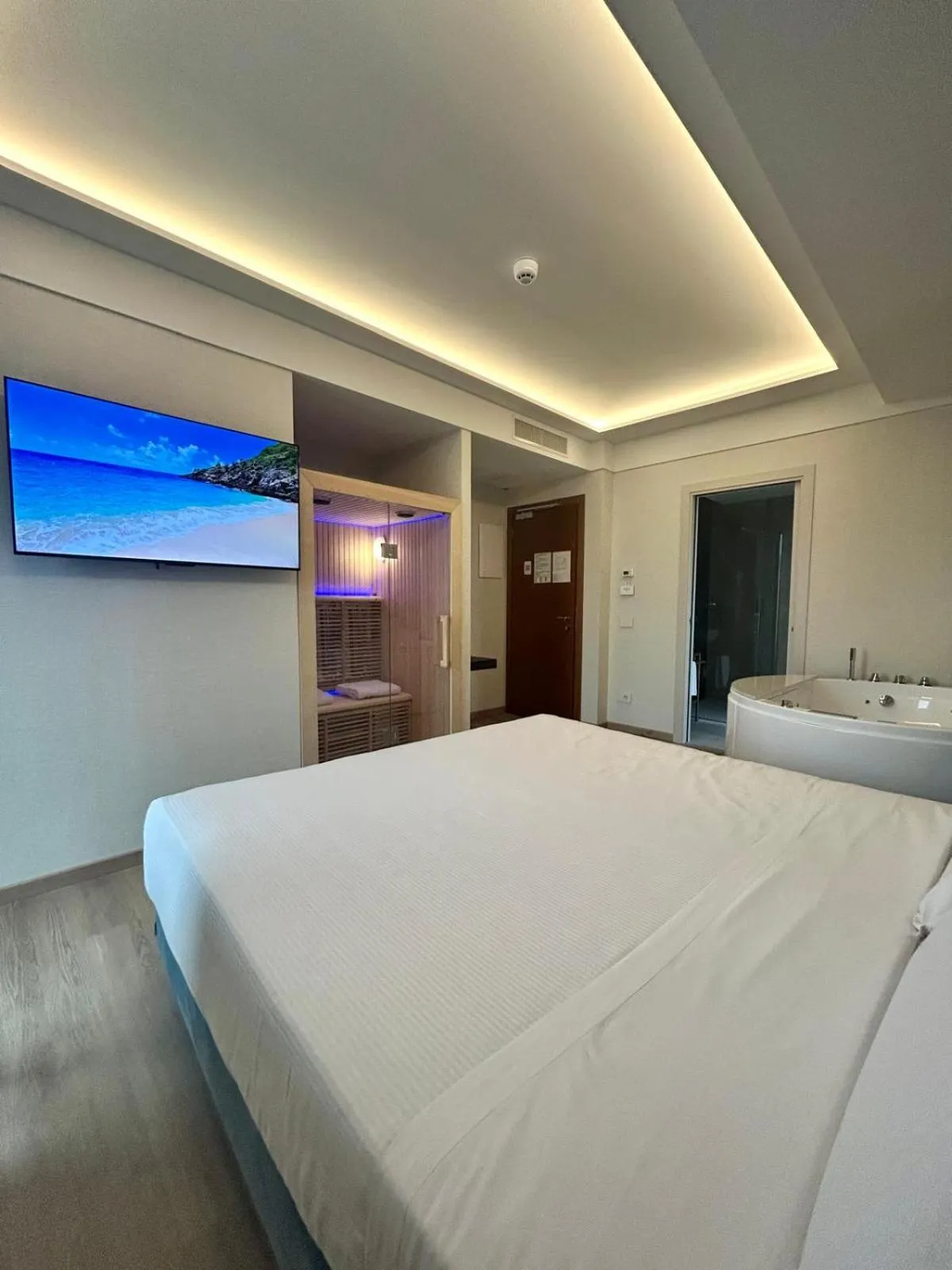 Photo of the whole room, Bed in Hotel Grazia Riccione