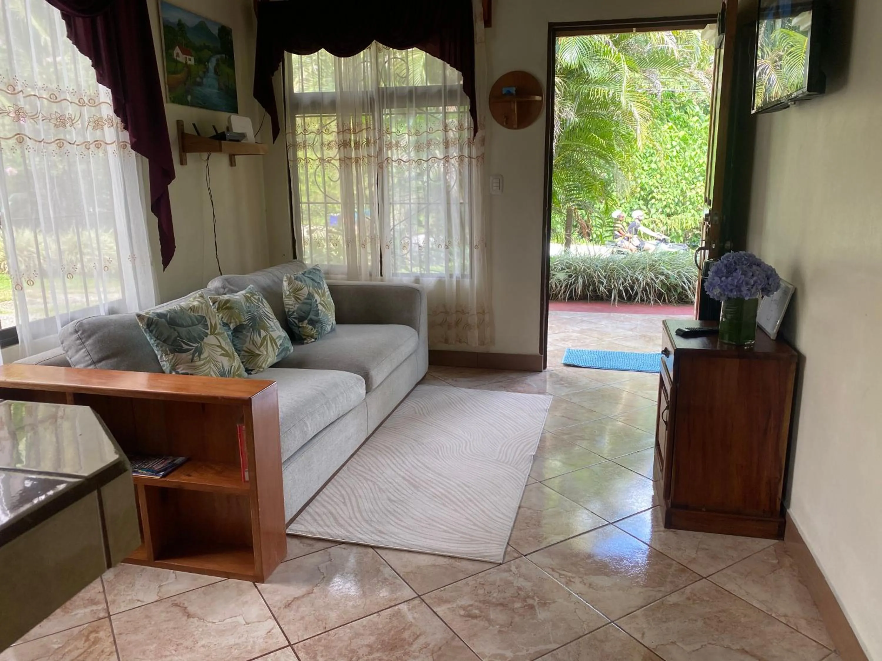 Casas de Campo Las Pavitas Cottages "Red Frog"