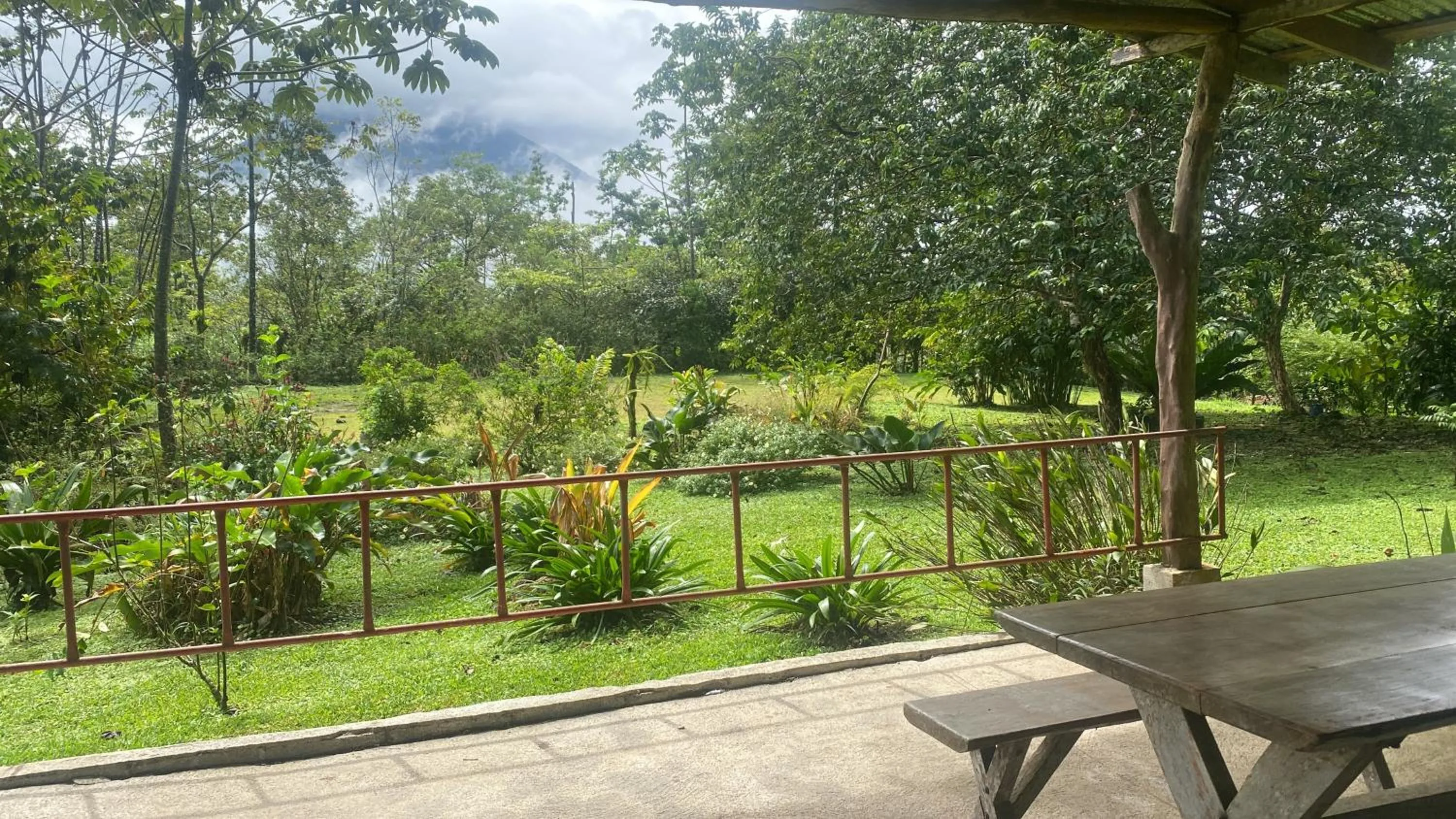 Casas de Campo Las Pavitas Cottages "Red Frog"