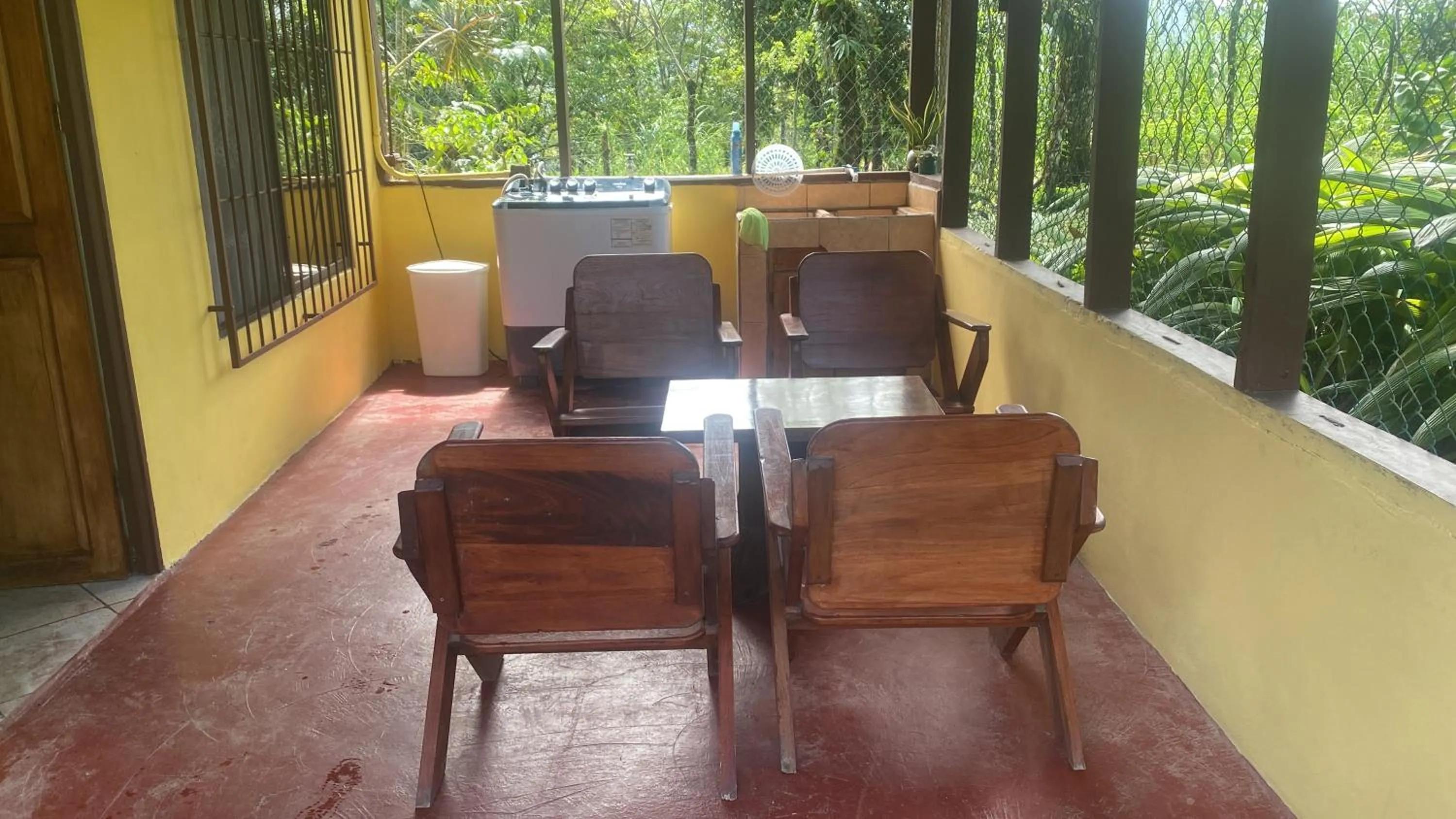 Casas de Campo Las Pavitas Cottages "Red Frog"