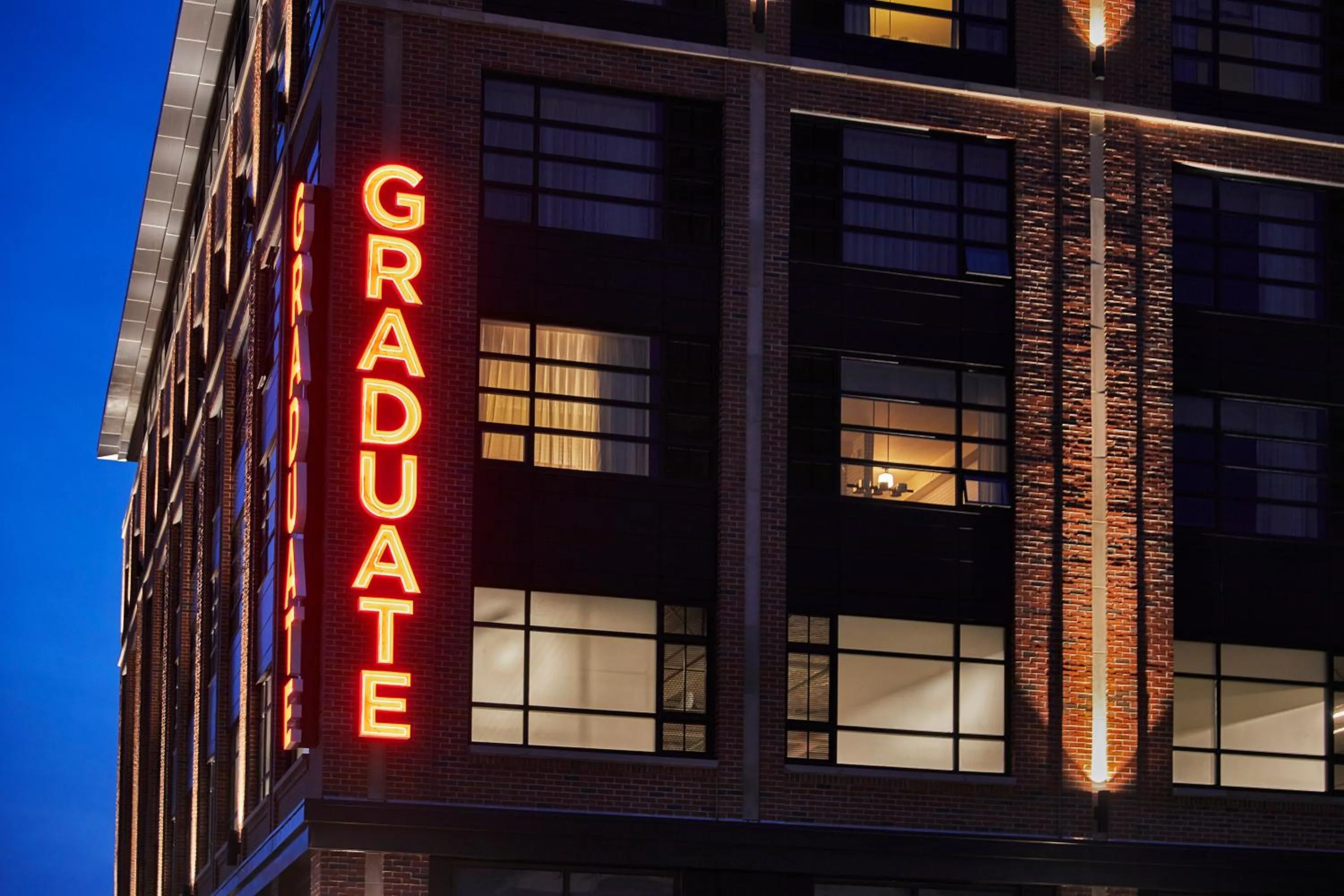 Facade/entrance in Graduate by Hilton Bloomington