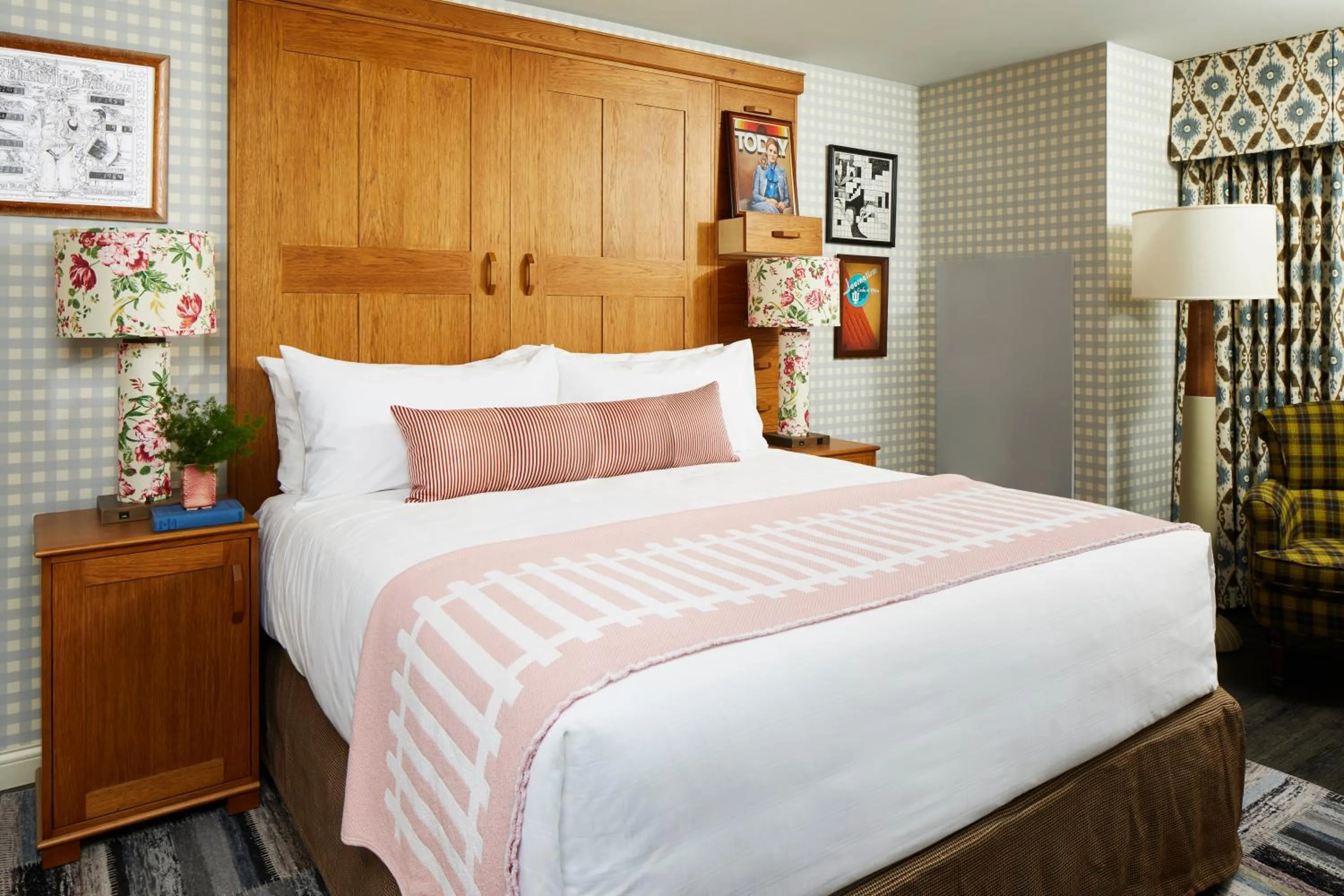 Bedroom, Bed in Graduate by Hilton Bloomington