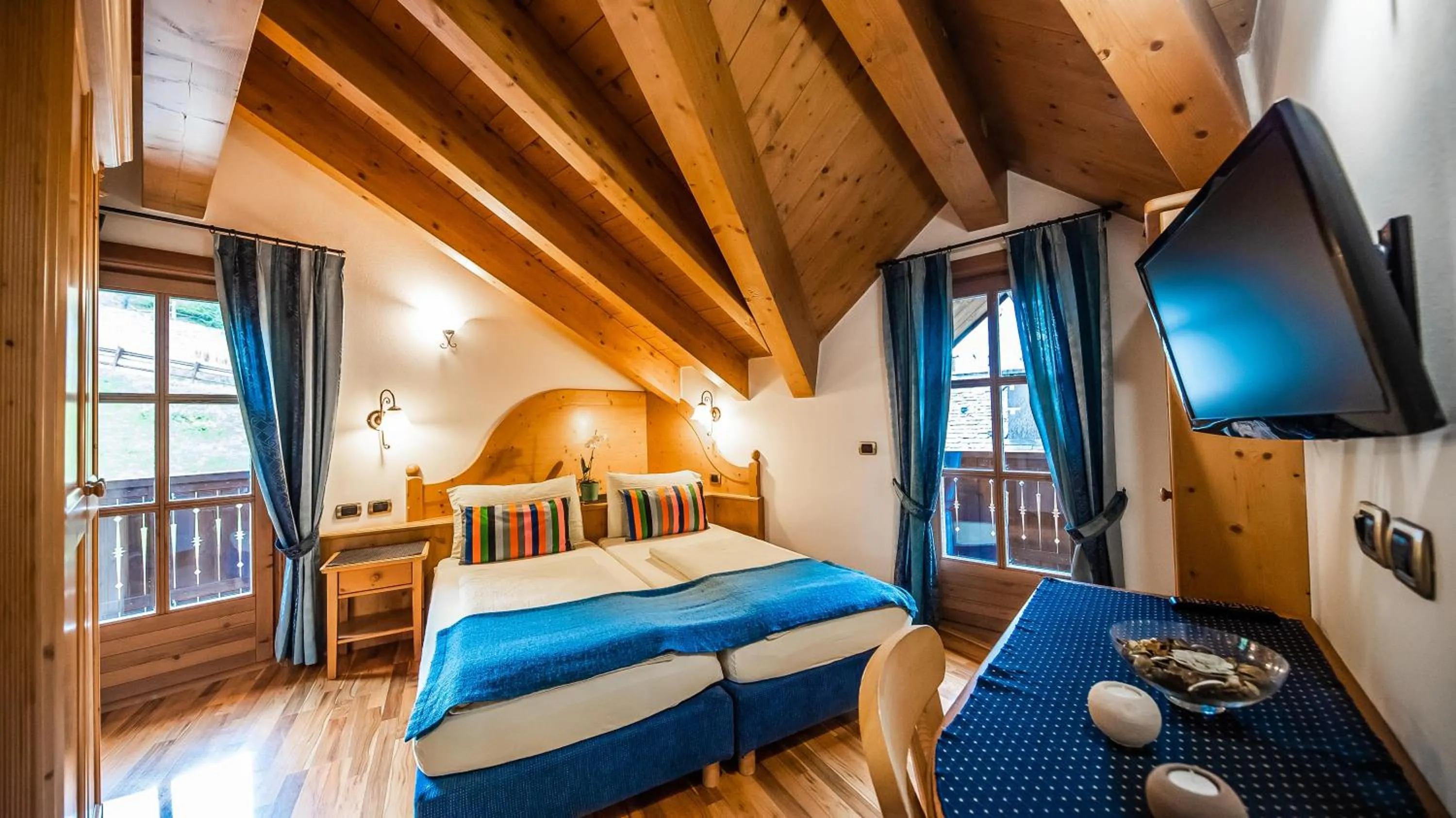 Photo of the whole room, Bed in Chalet Mottolino