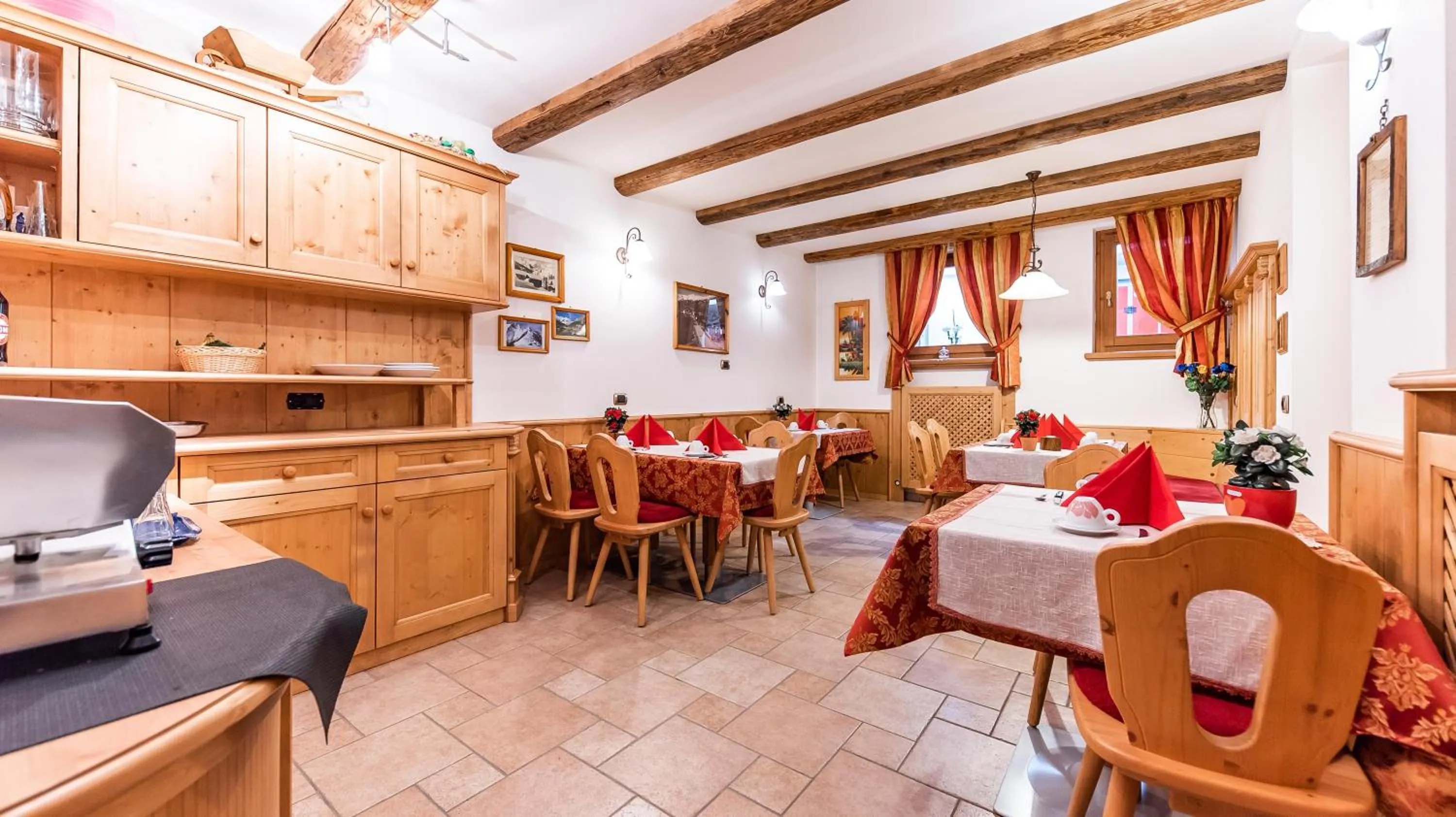 Restaurant/places to eat in Chalet Mottolino