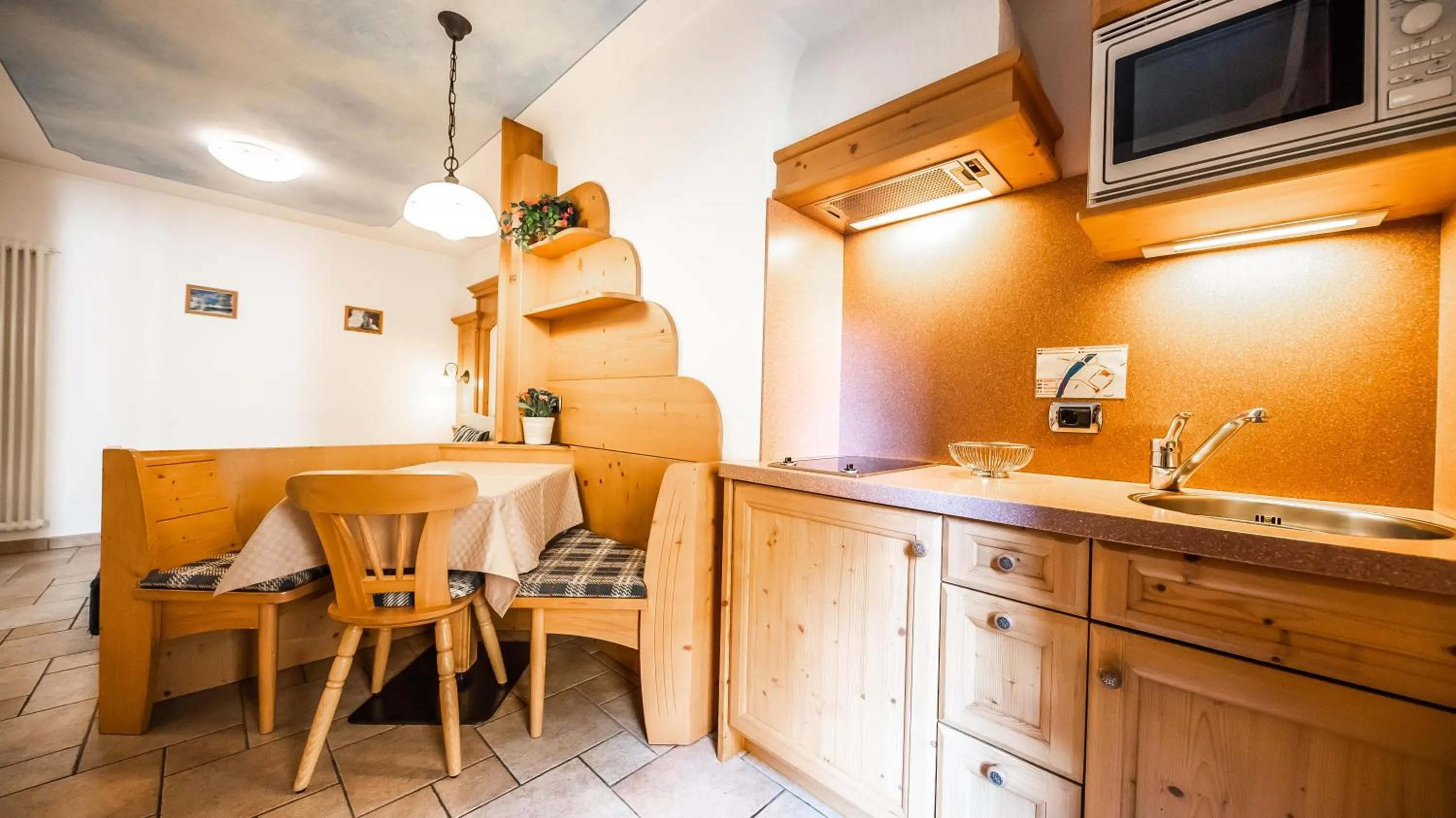 Kitchen or kitchenette in Chalet Mottolino