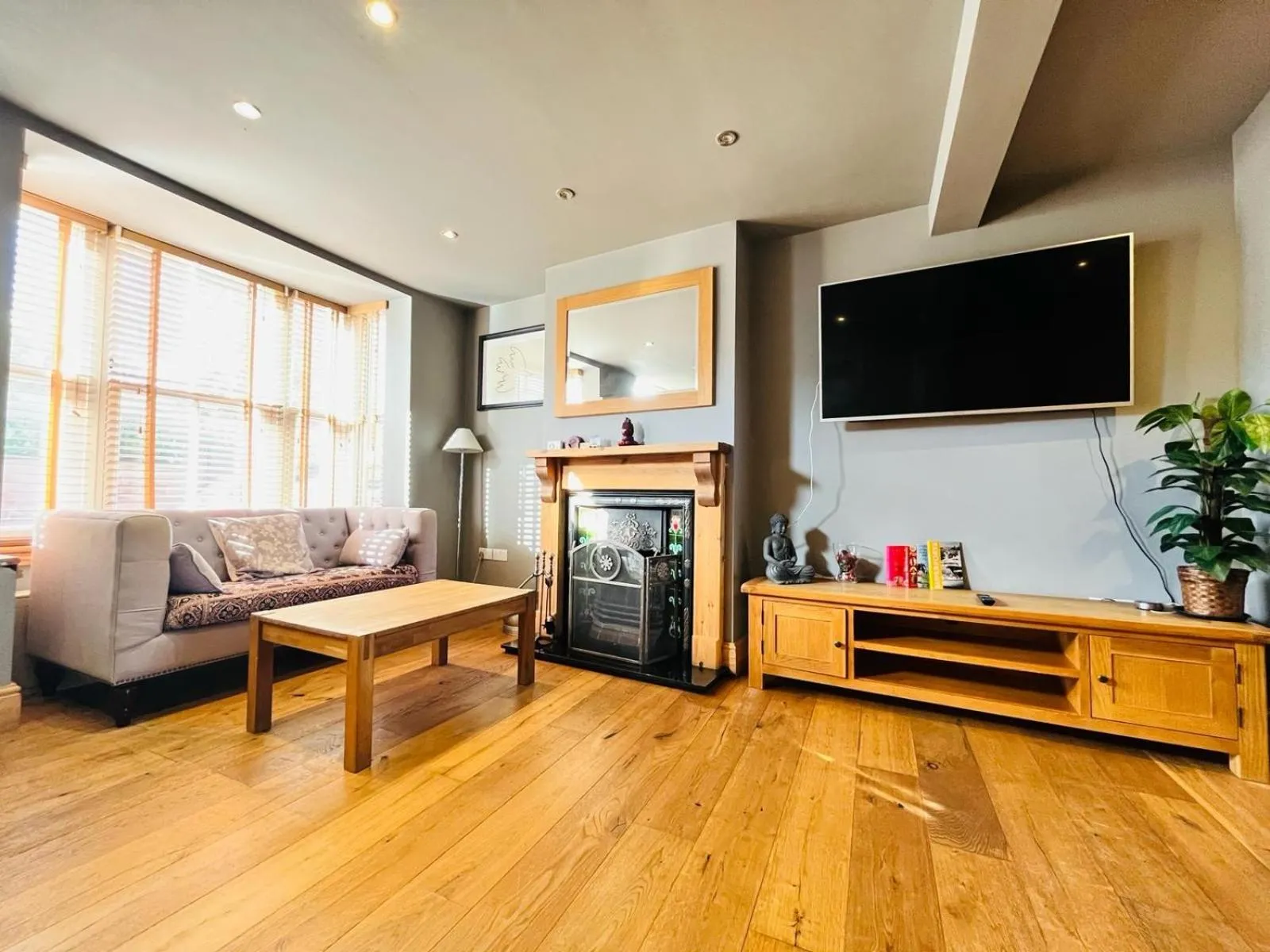 Simpsons Cottage - Grove Road Cottages