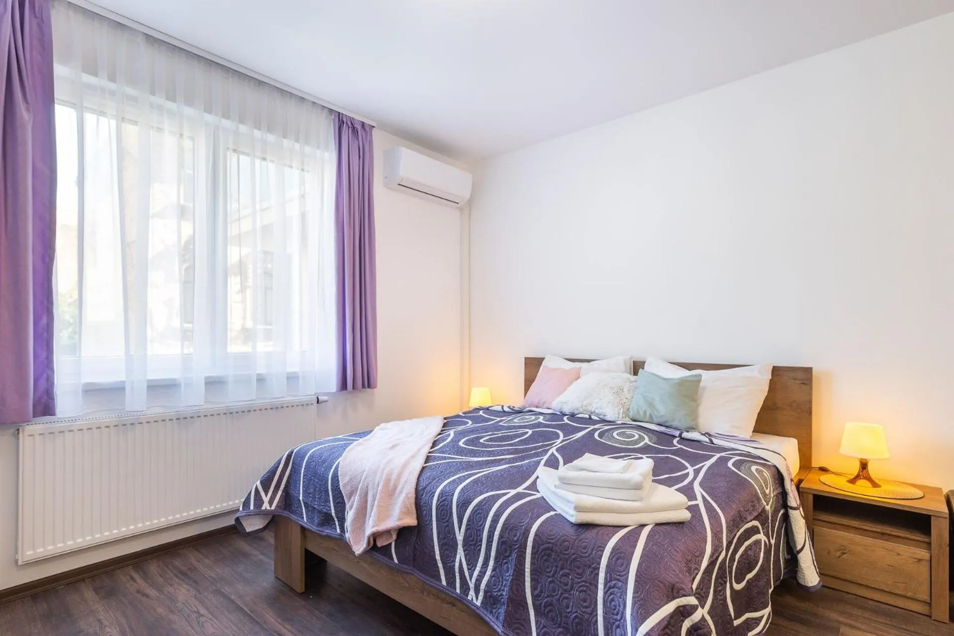 Bedroom, Bed in Corvin Residence Apartments