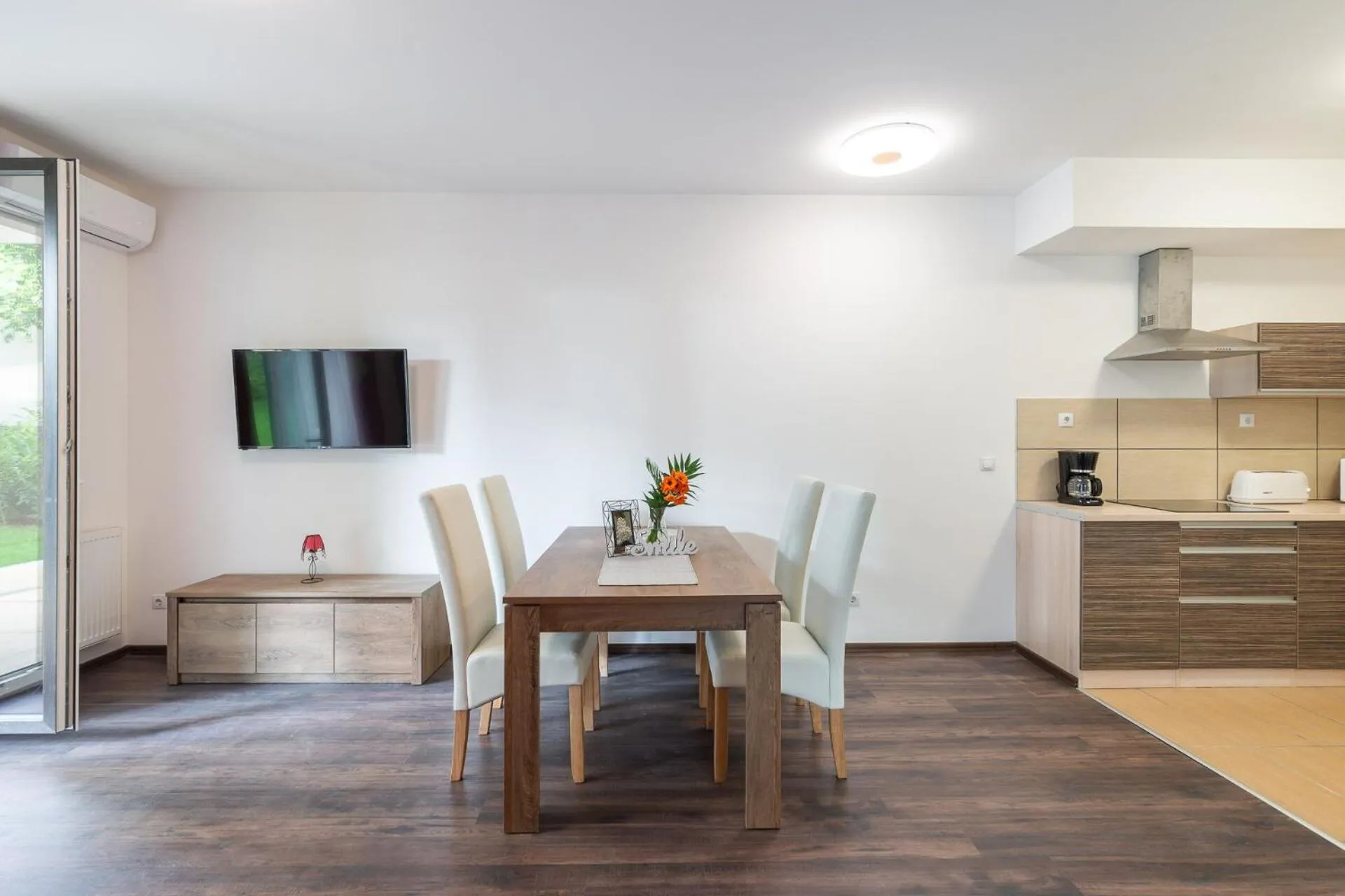 Kitchen or kitchenette in Corvin Residence Apartments