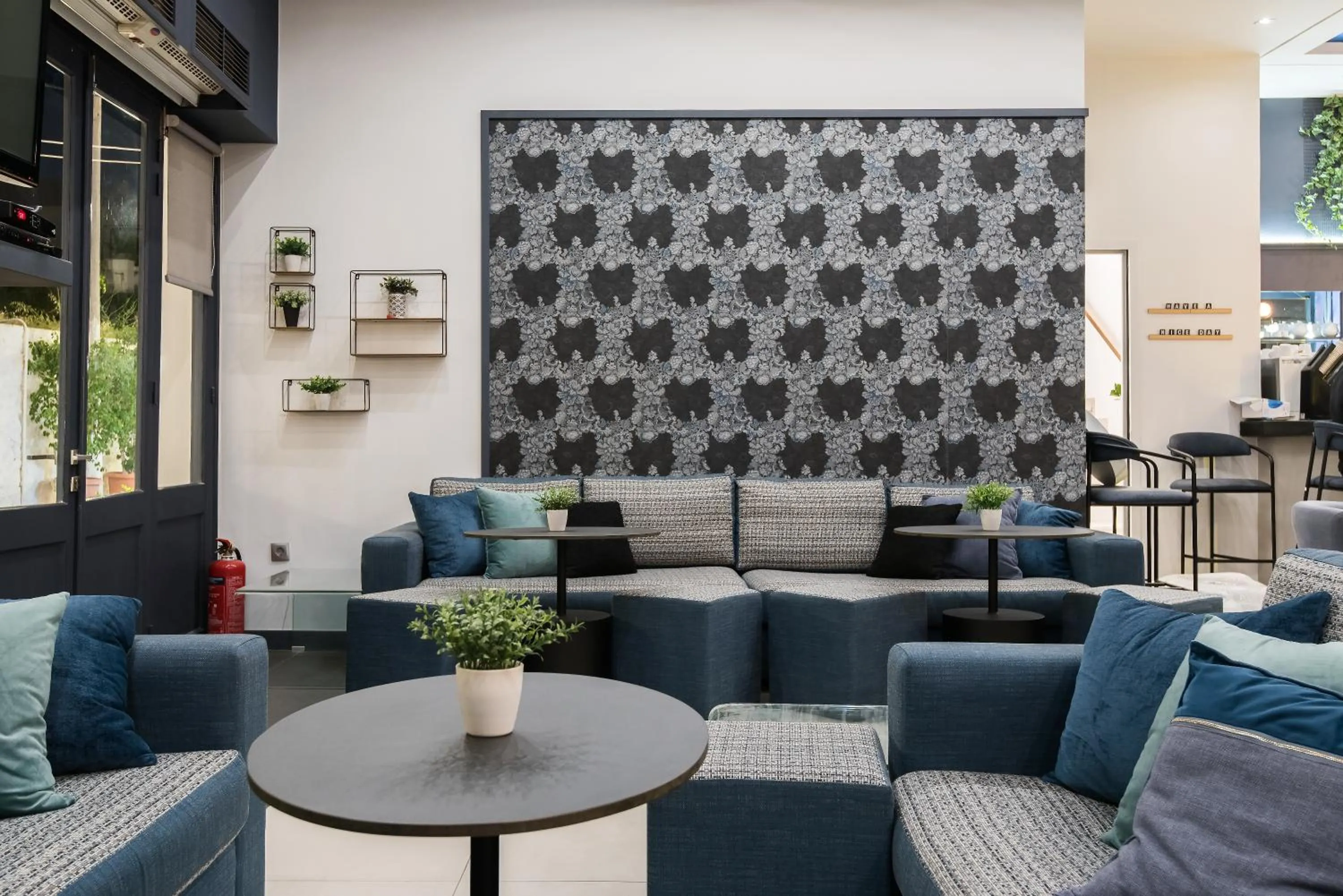 Living room in Klimis Hotel