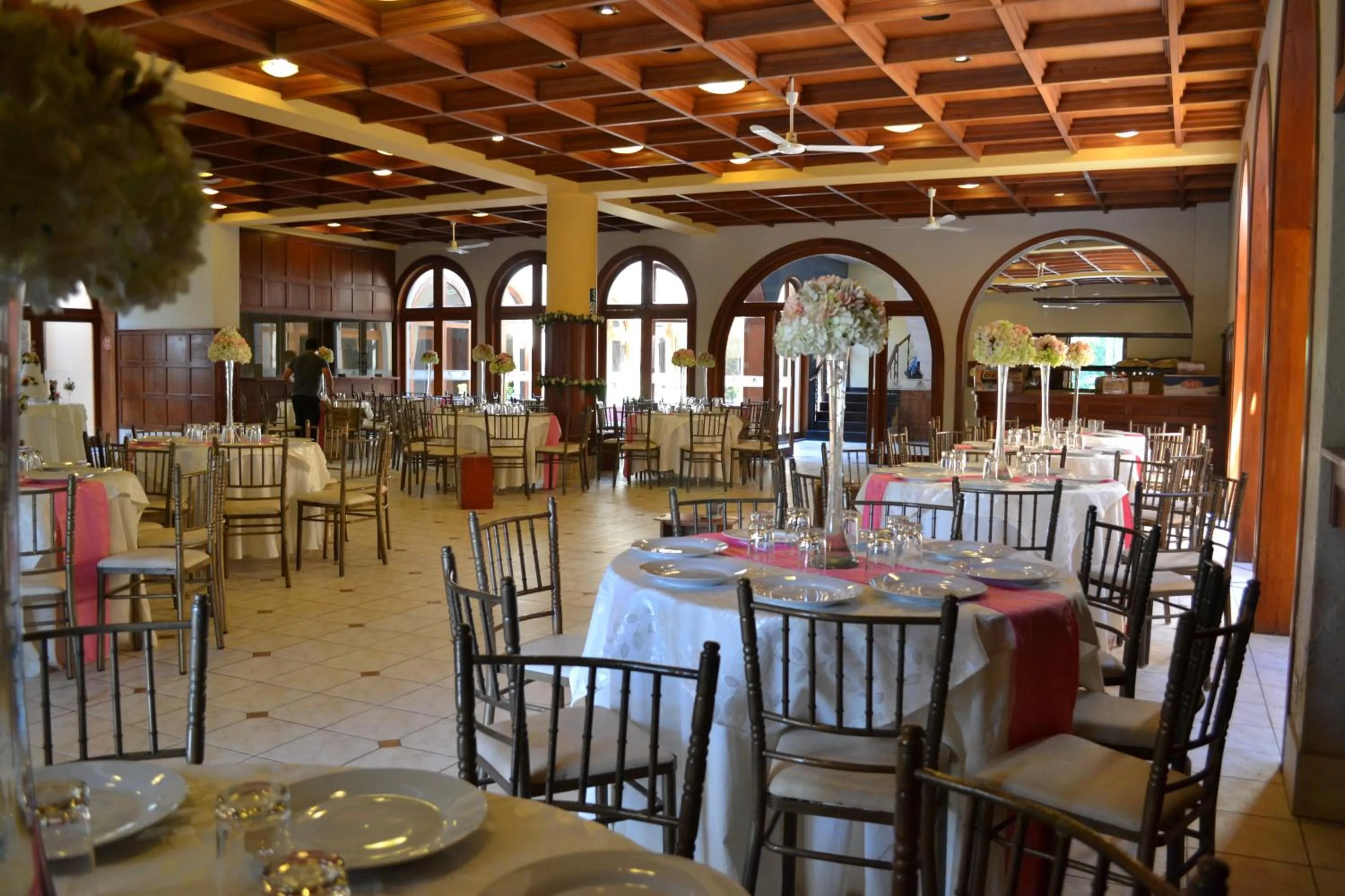 Restaurant/places to eat in DM Hoteles Mossone - Ica