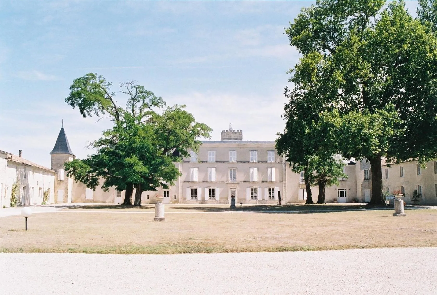 Facade/entrance in Domaine du Griffier