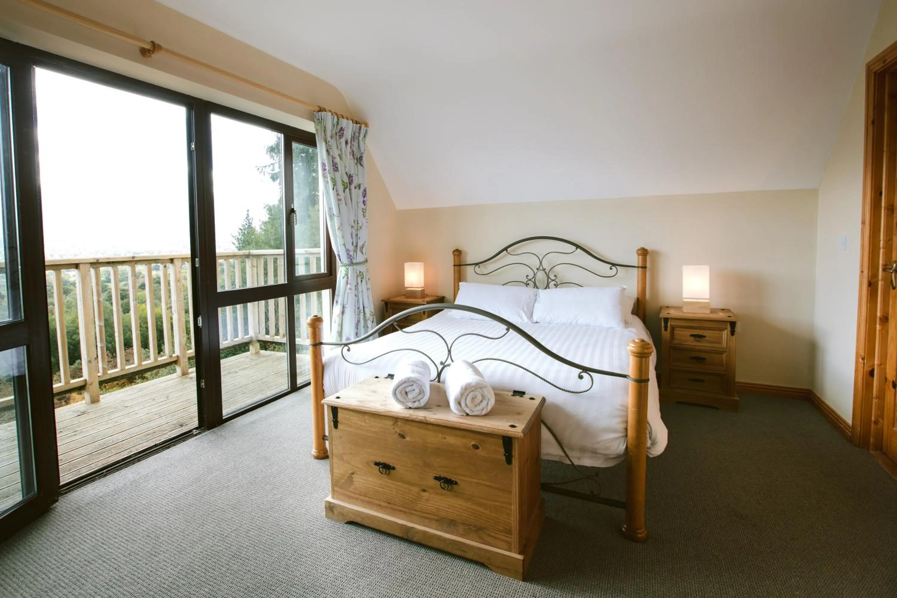 Bed in Aherlow House Hotel & Lodges