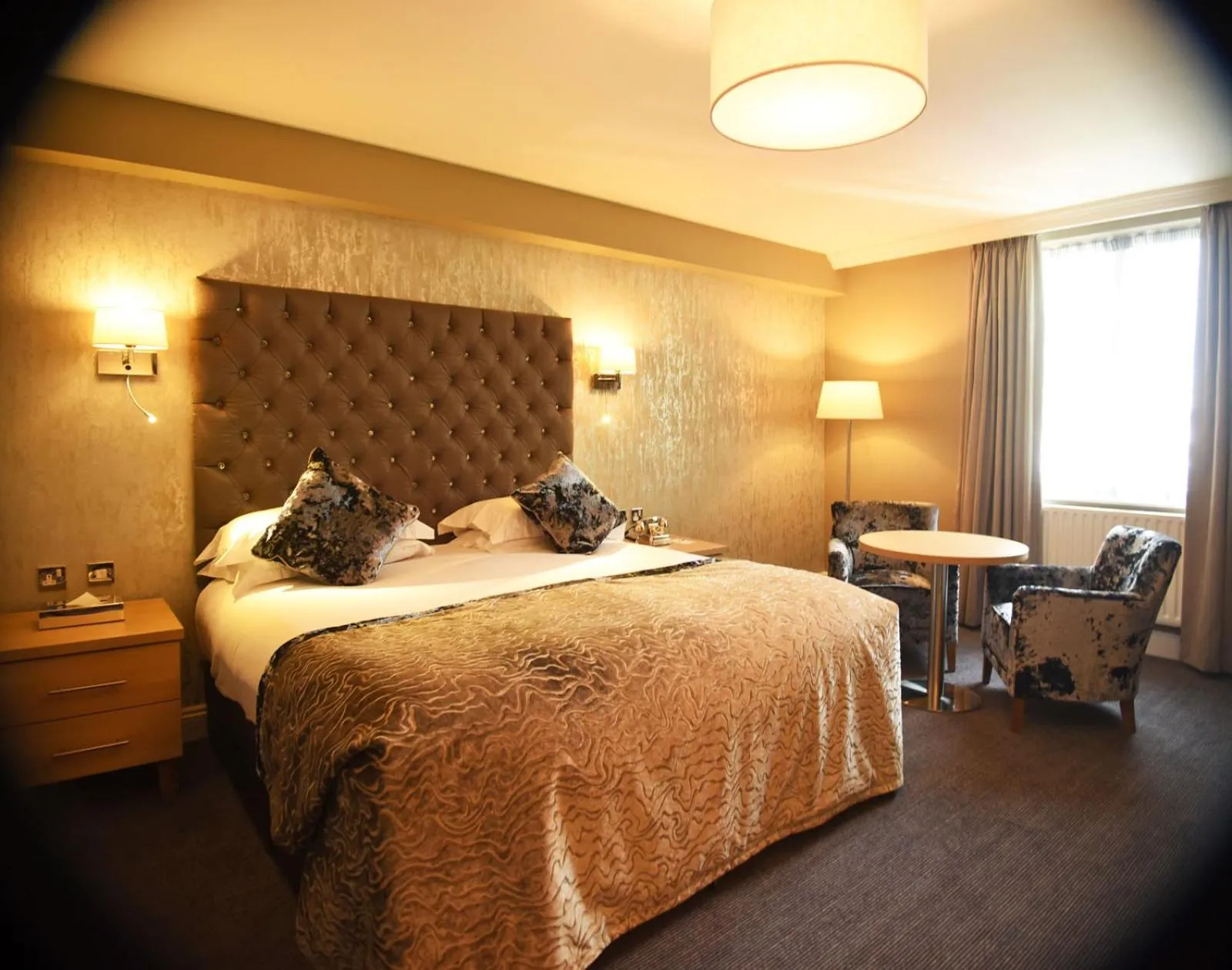 Bedroom, Bed in Park Inn by Radisson Shannon Airport