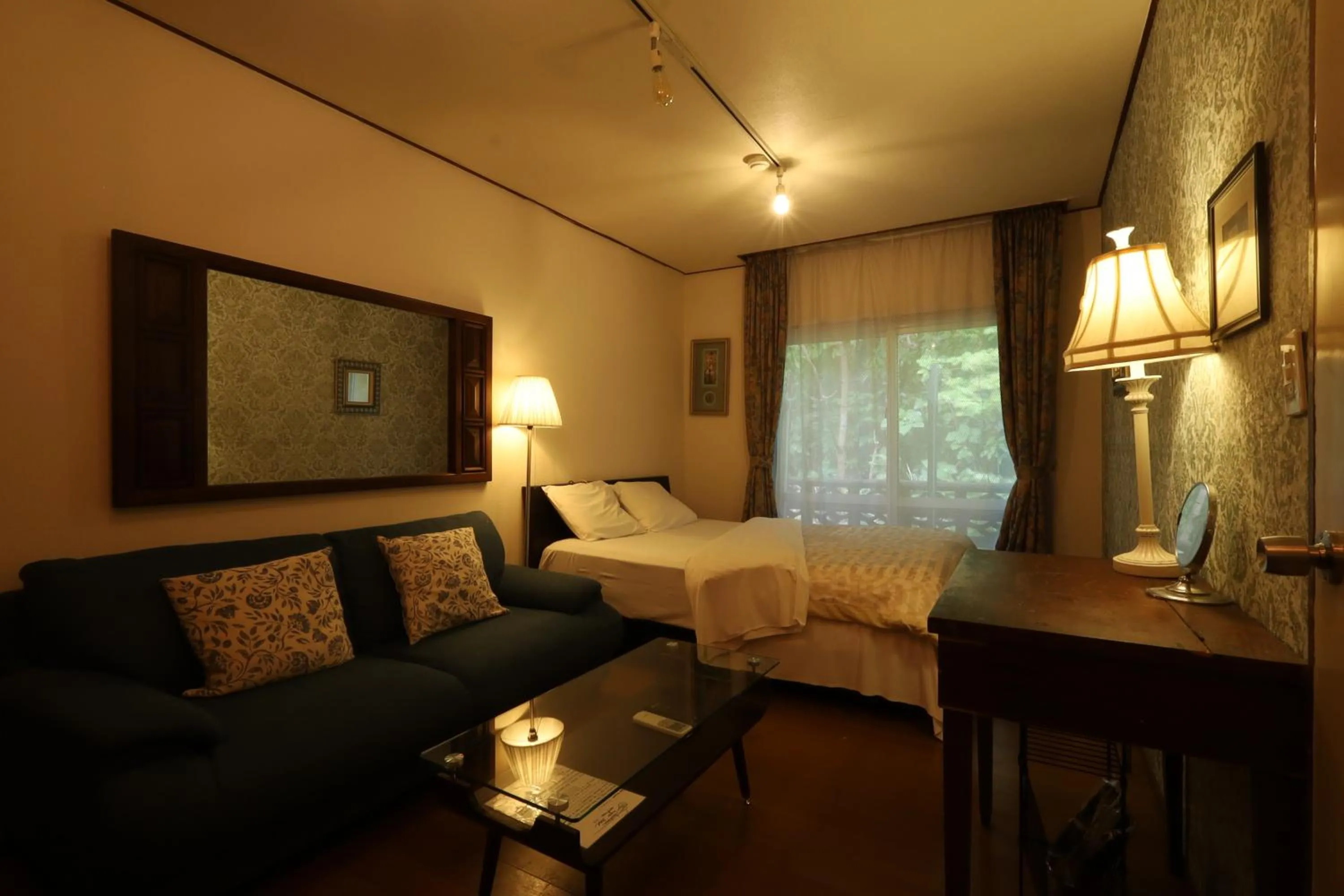 Bed in Shirahama Hotel