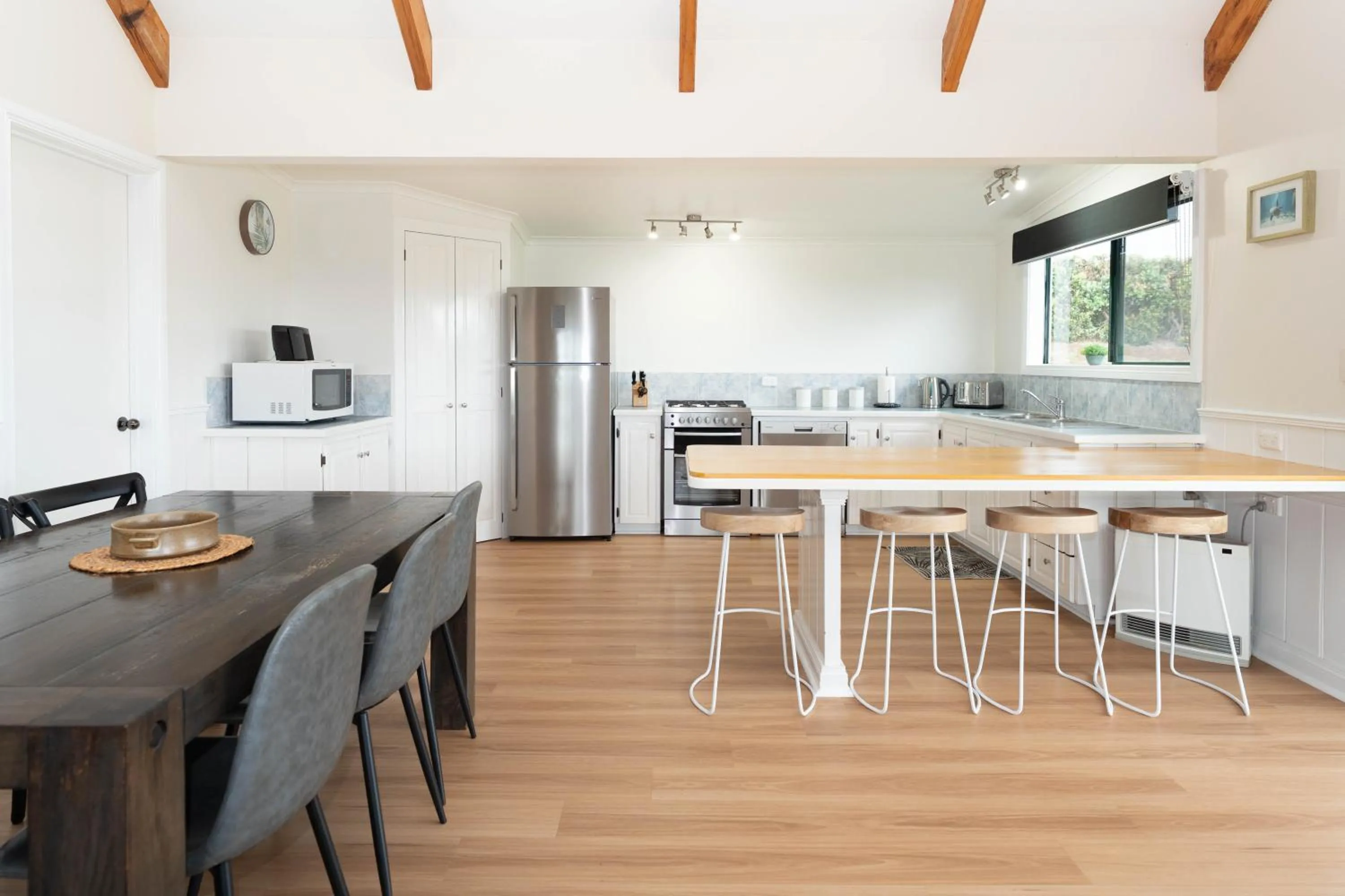 Kitchen or kitchenette in Ferny Lane House