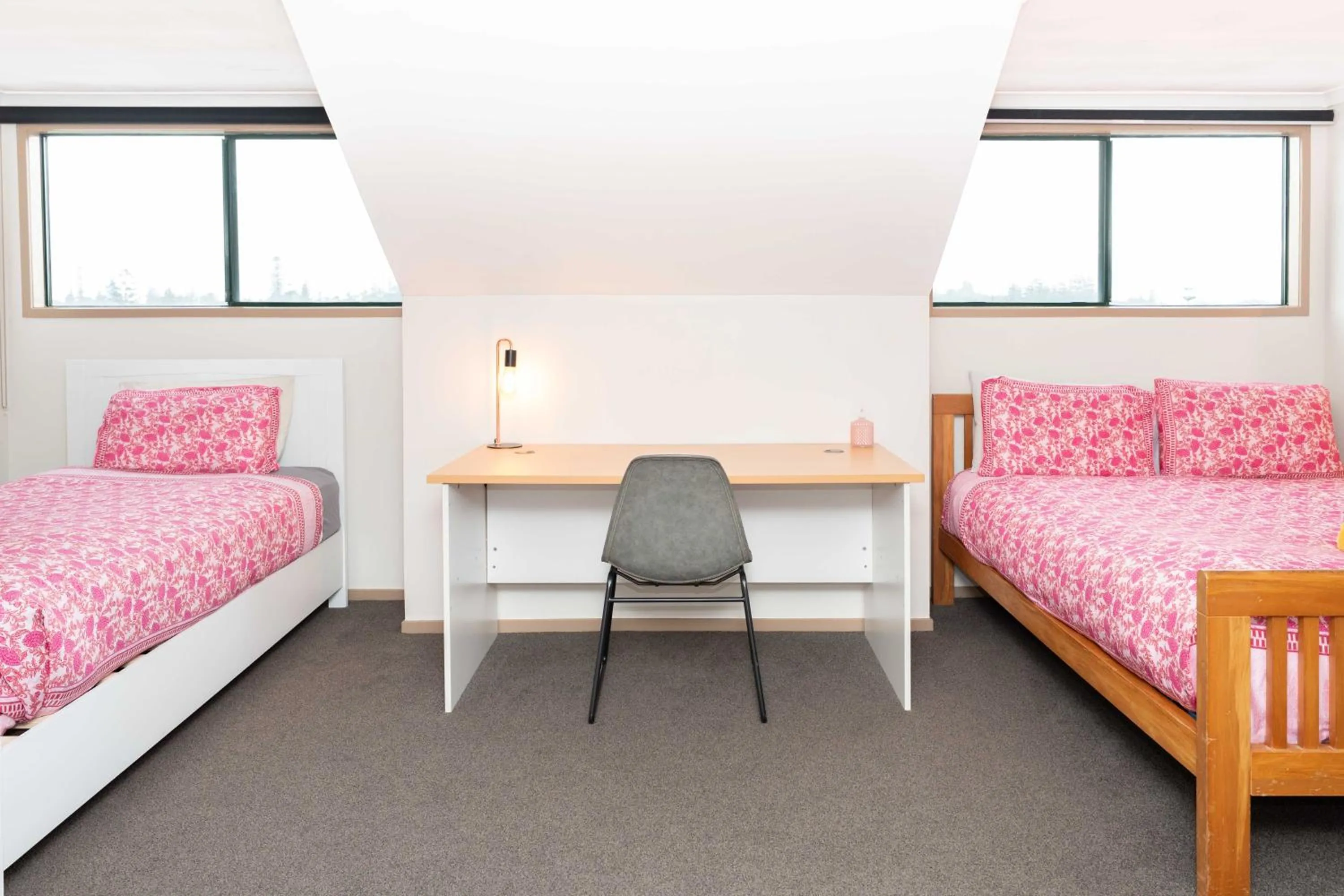 Bedroom, Bed in Ferny Lane House