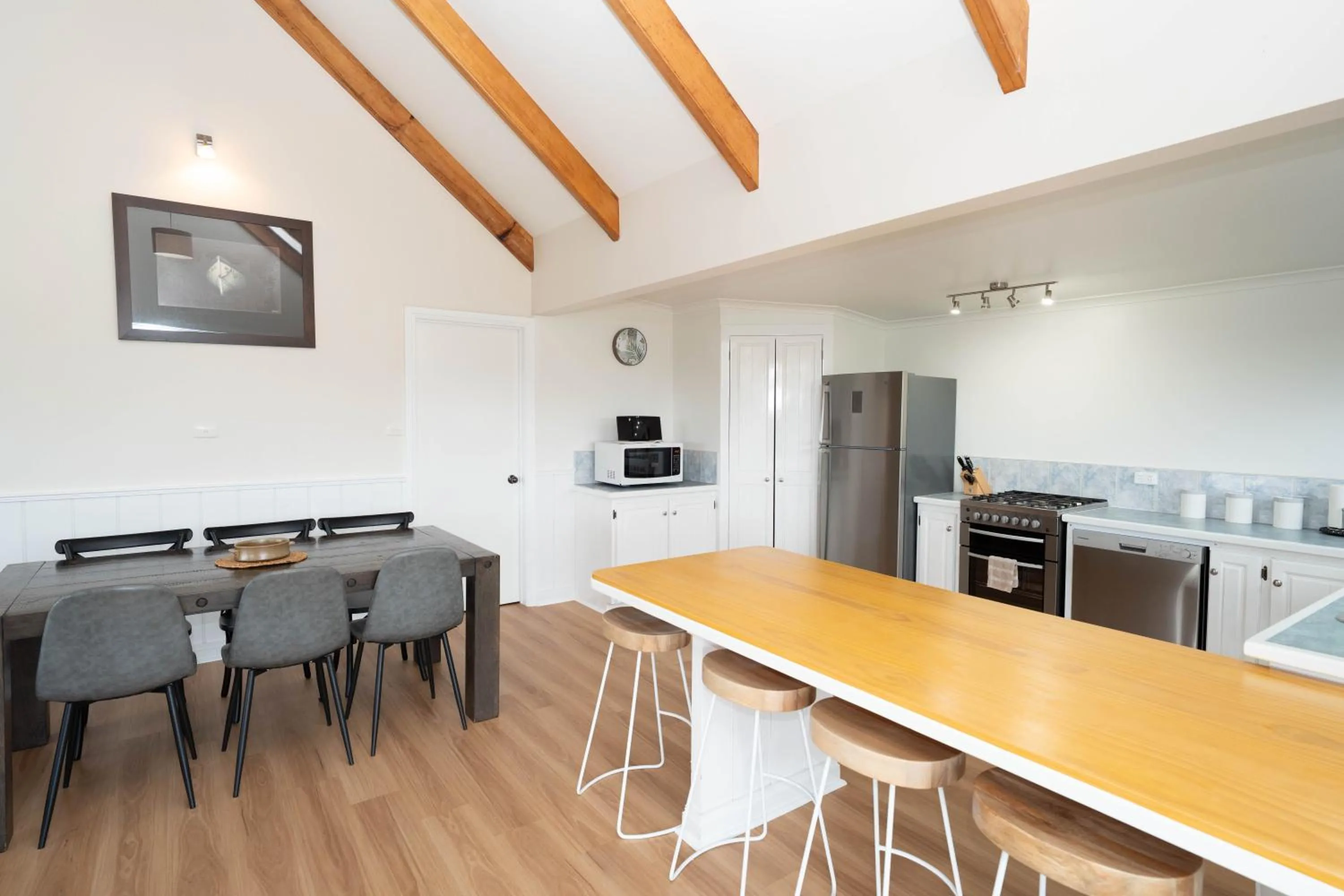 Kitchen or kitchenette in Ferny Lane House