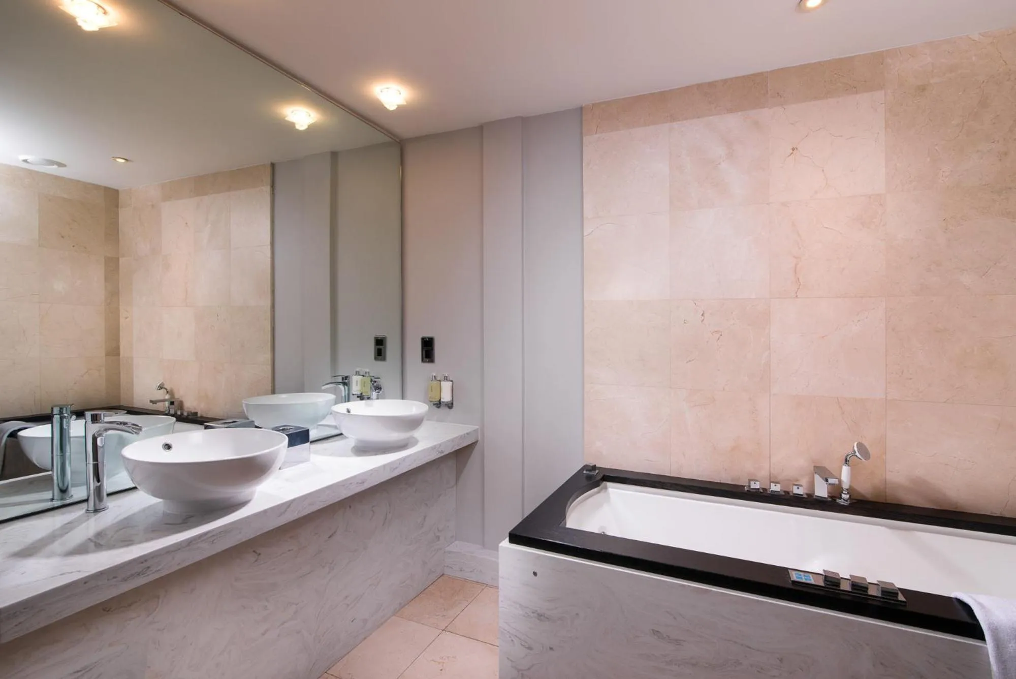 Bathroom in The Twelve Hotel