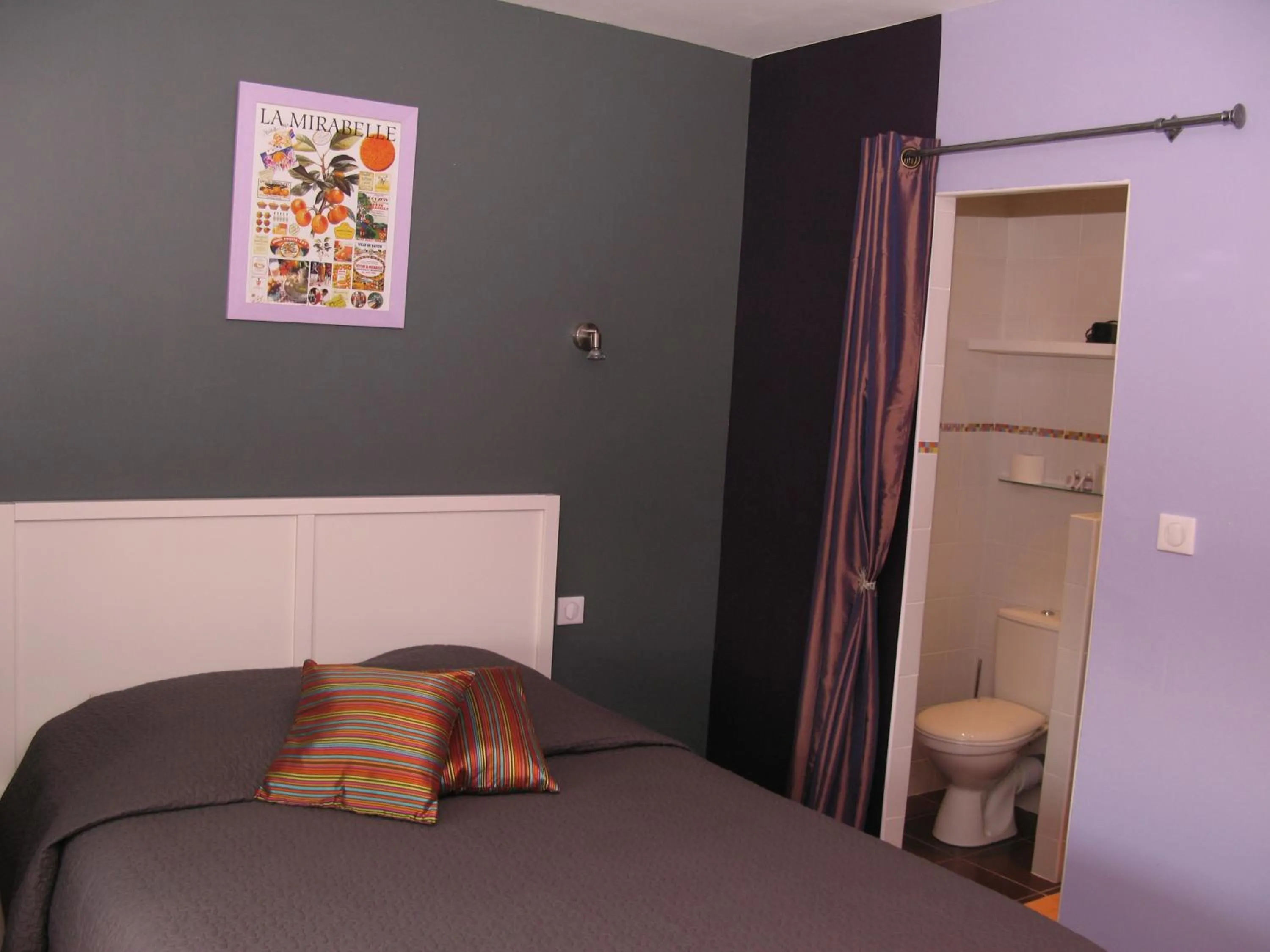 Bed in Les Chambres de l'Ile
