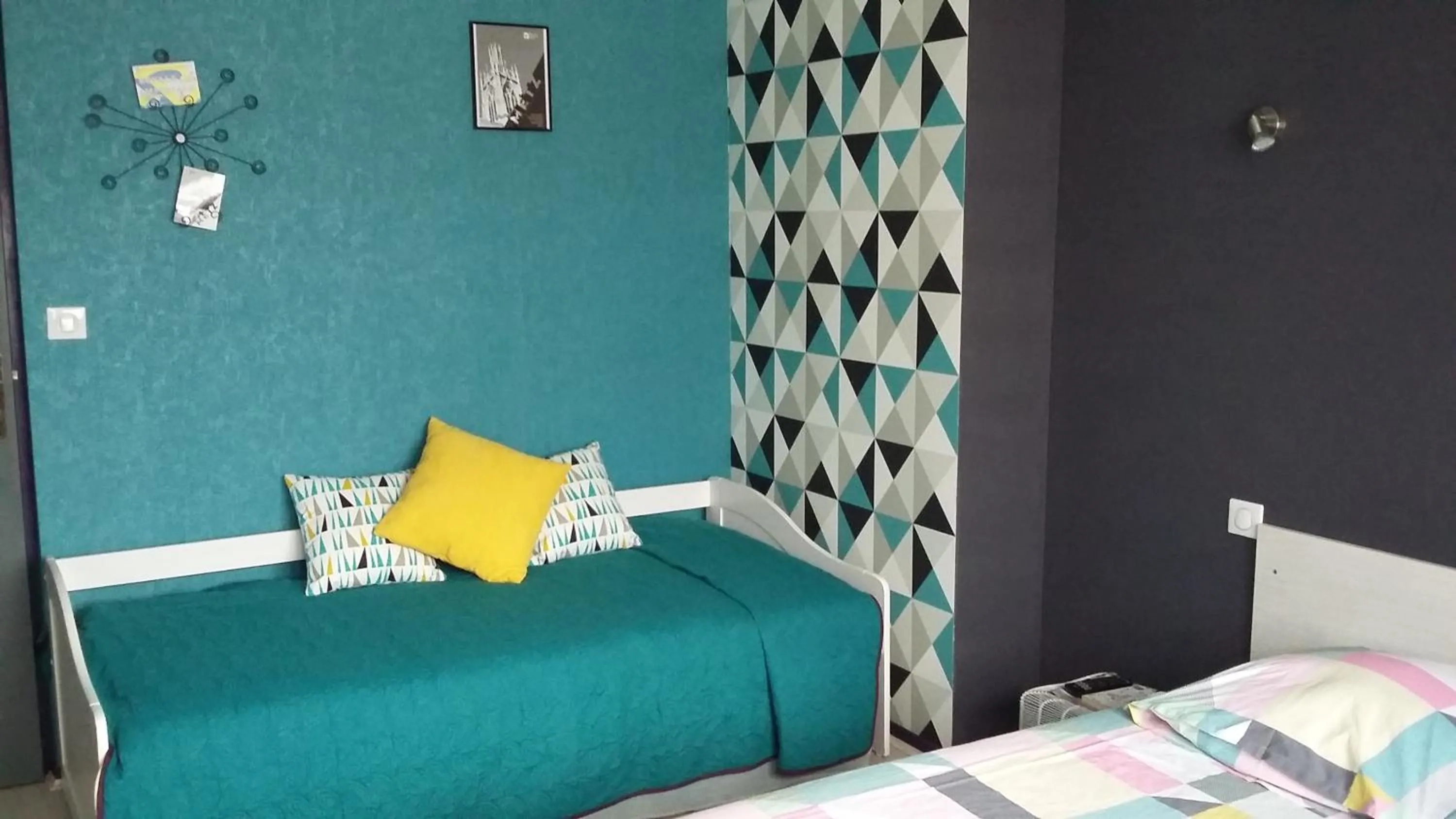 Bedroom, Bed in Les Chambres de l'Ile