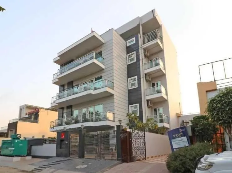 Facade/entrance in Super Hotel O V R Residency Near Sri Amruth Chithra Mandira