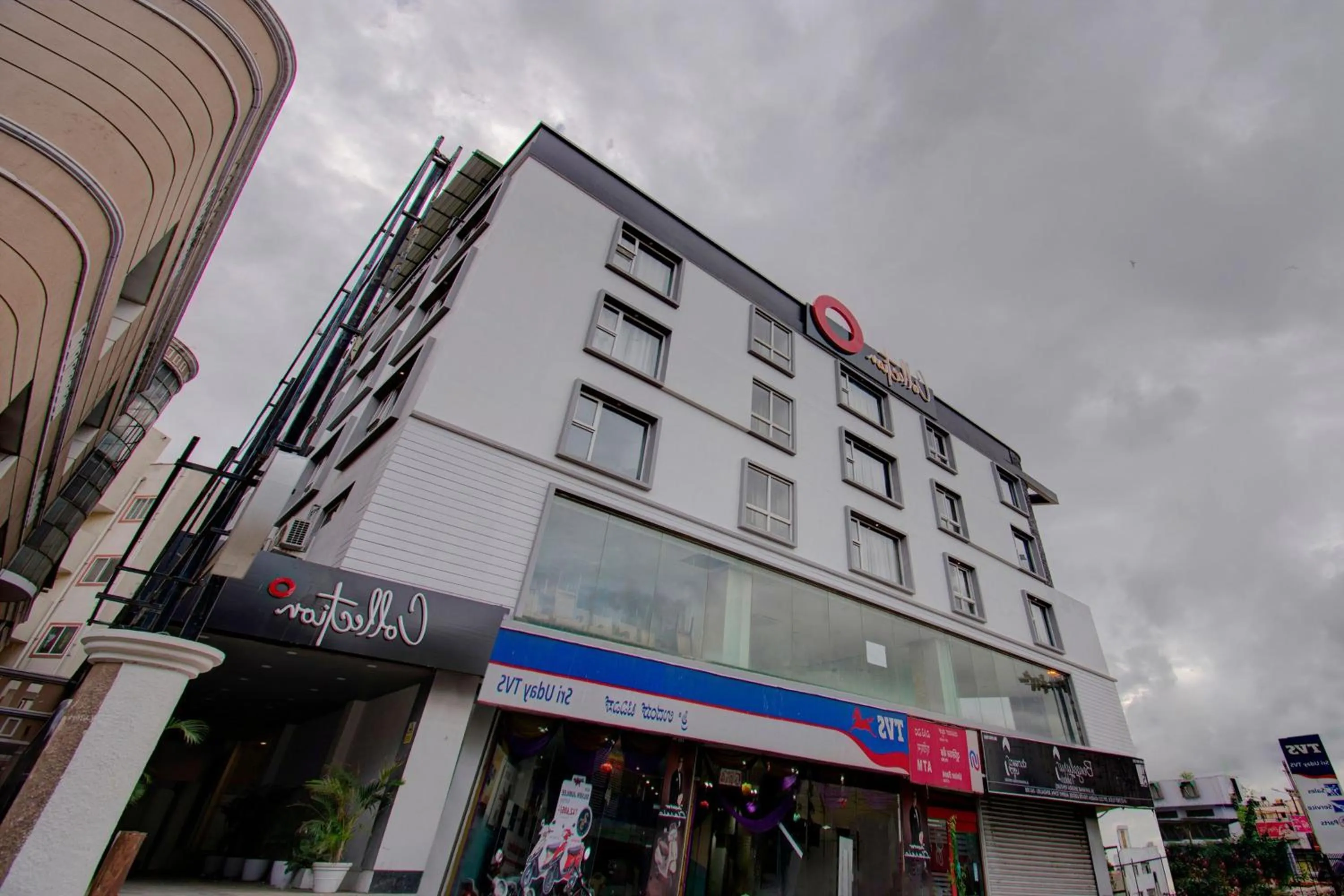 Facade/entrance in Super Townhouse Ulsoor