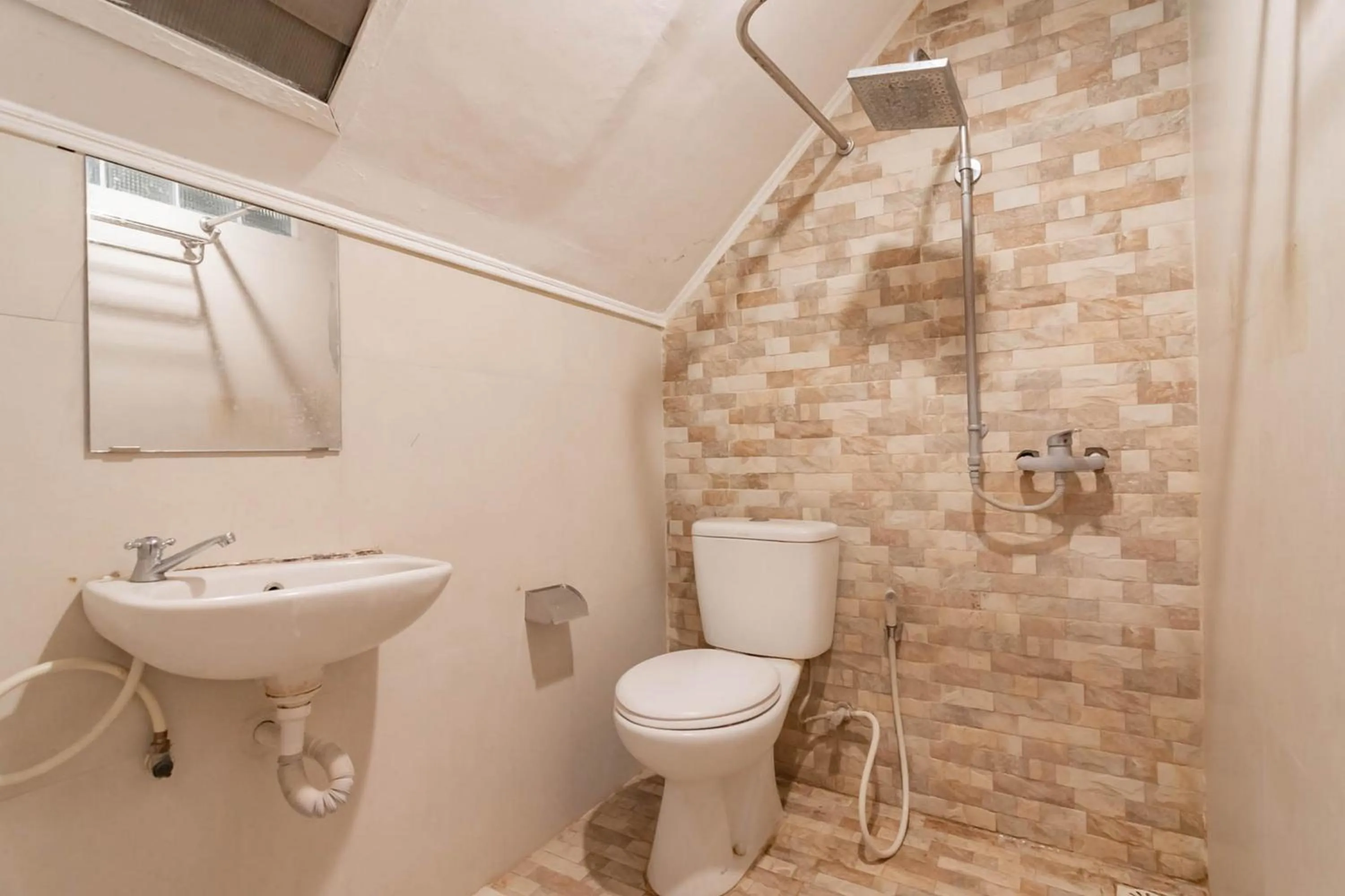 RedDoorz At Hotel Arimbi Dewi Sartika Baru