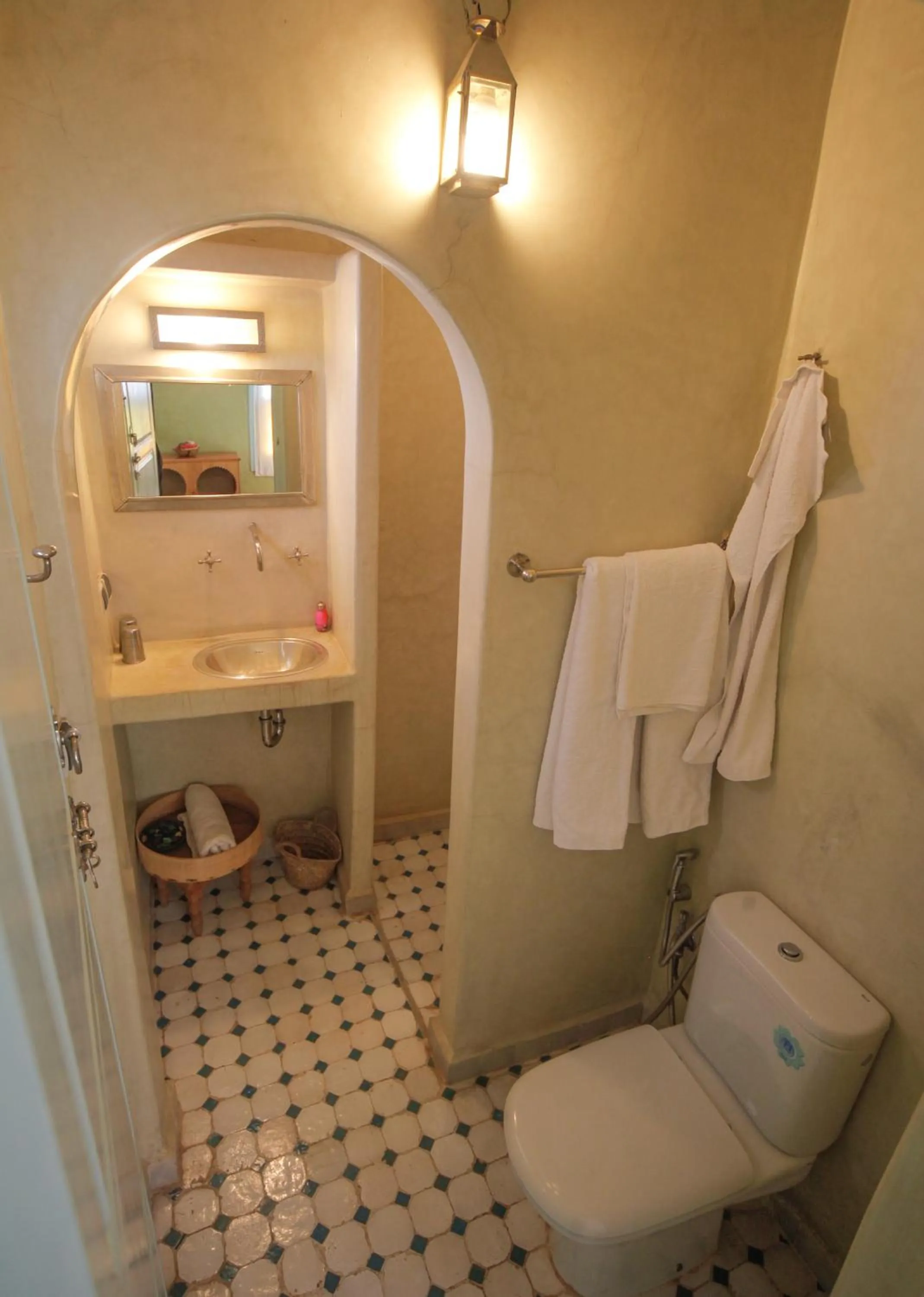 Bathroom in Maison d'hôtes Dar Farhana