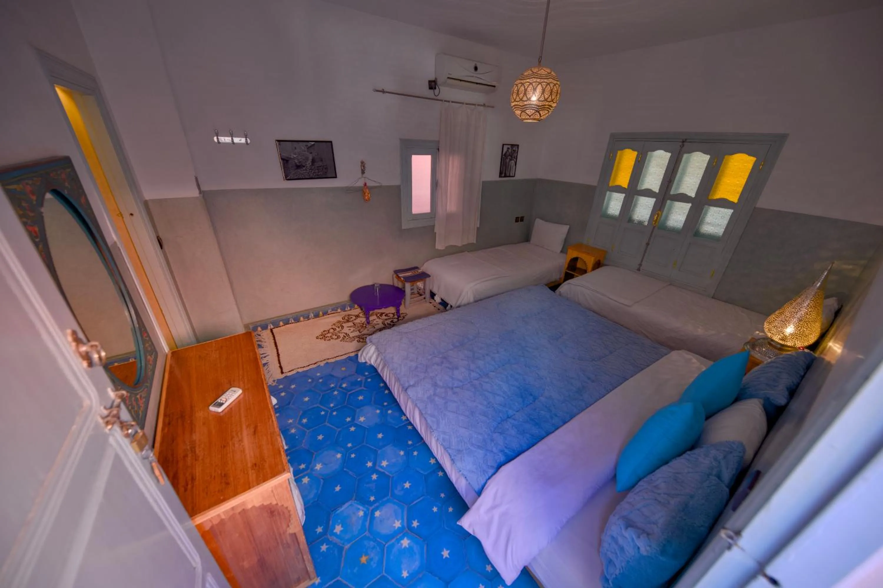 Bed in Maison d'hôtes Dar Farhana