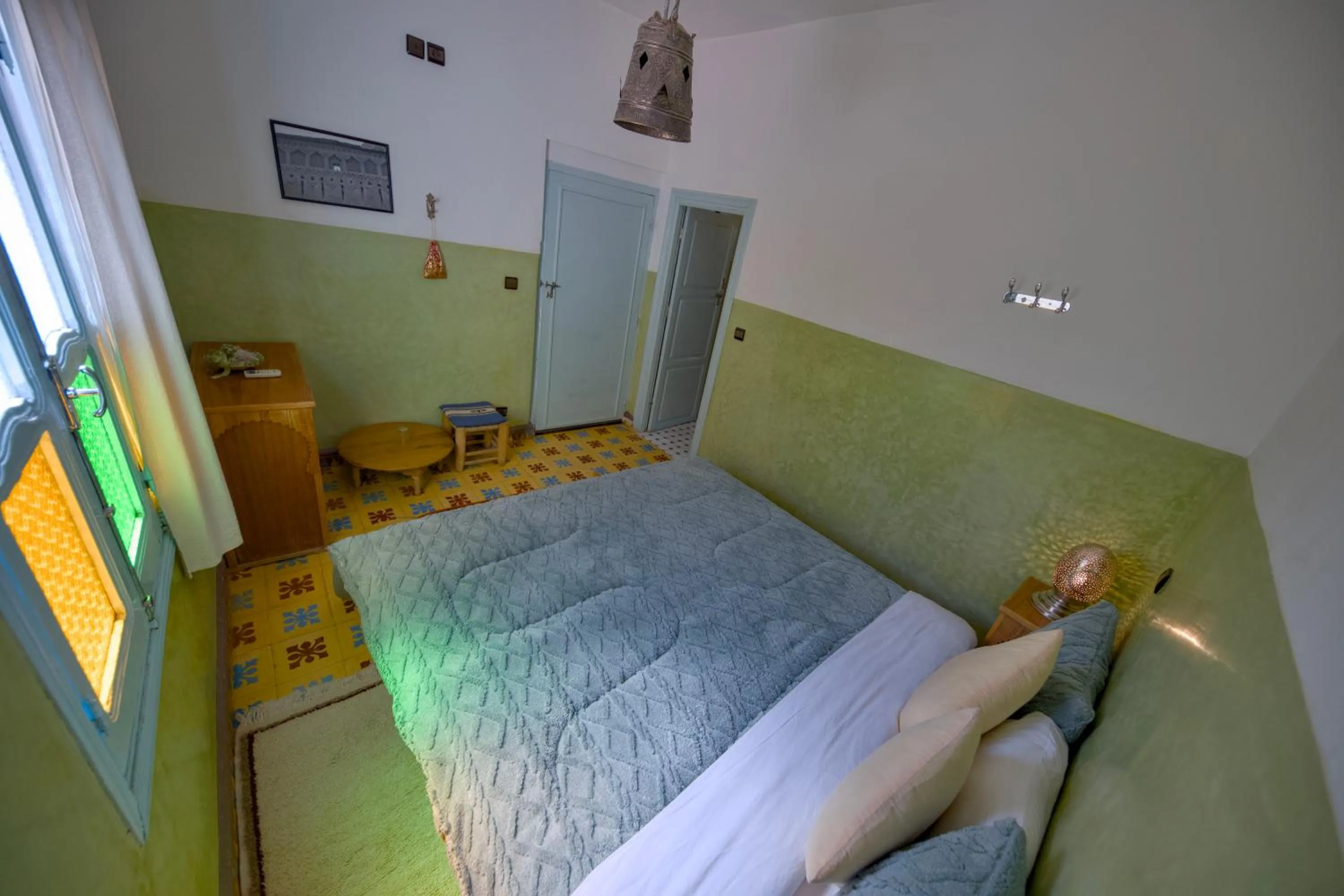 Bed in Maison d'hôtes Dar Farhana