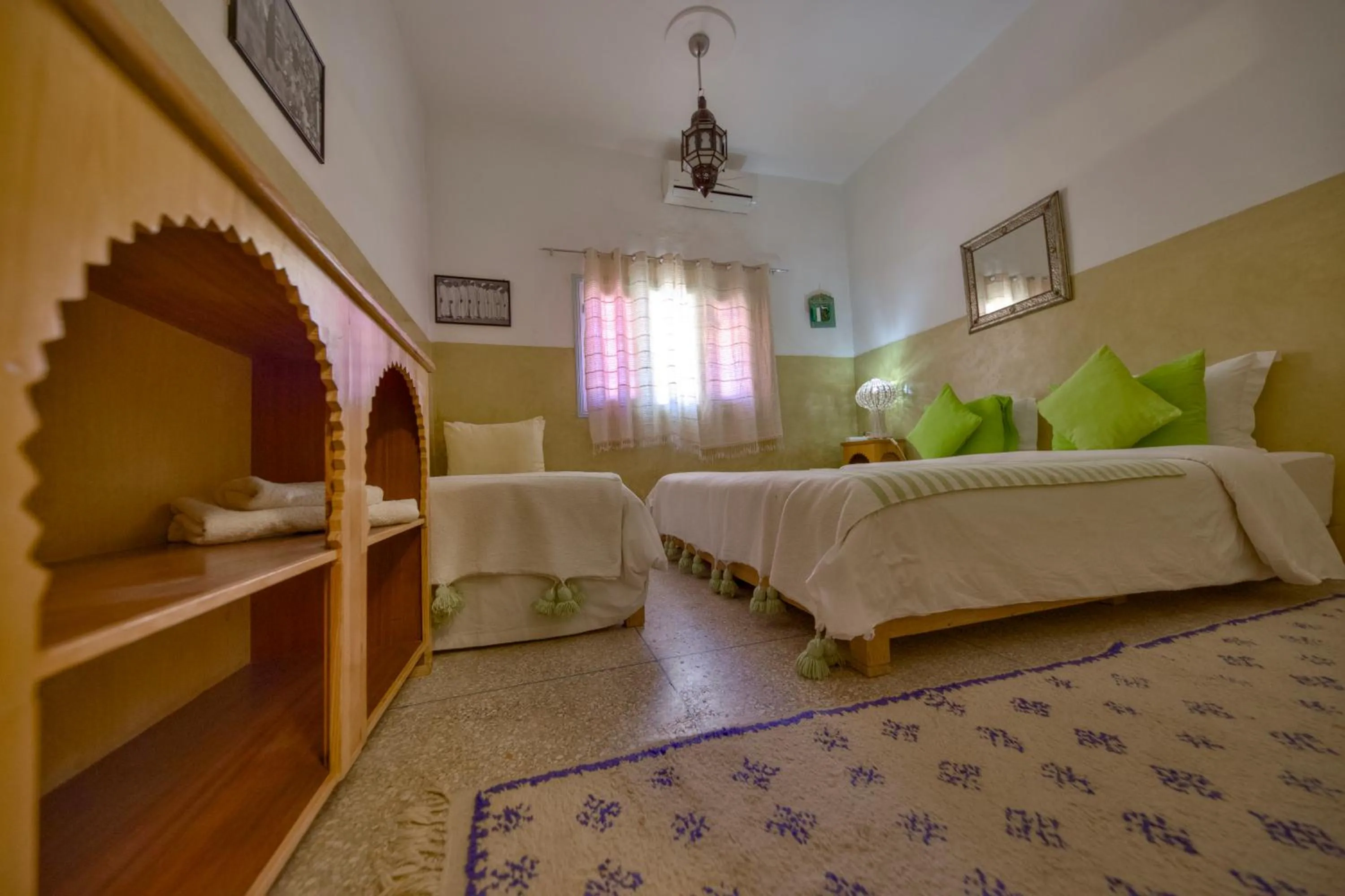 Bed in Maison d'hôtes Dar Farhana