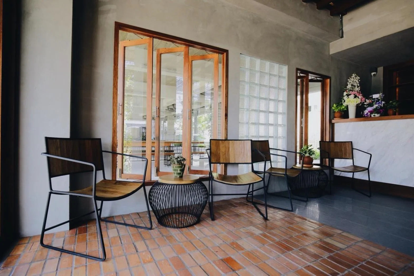 Property building in Laekhon Nonbai