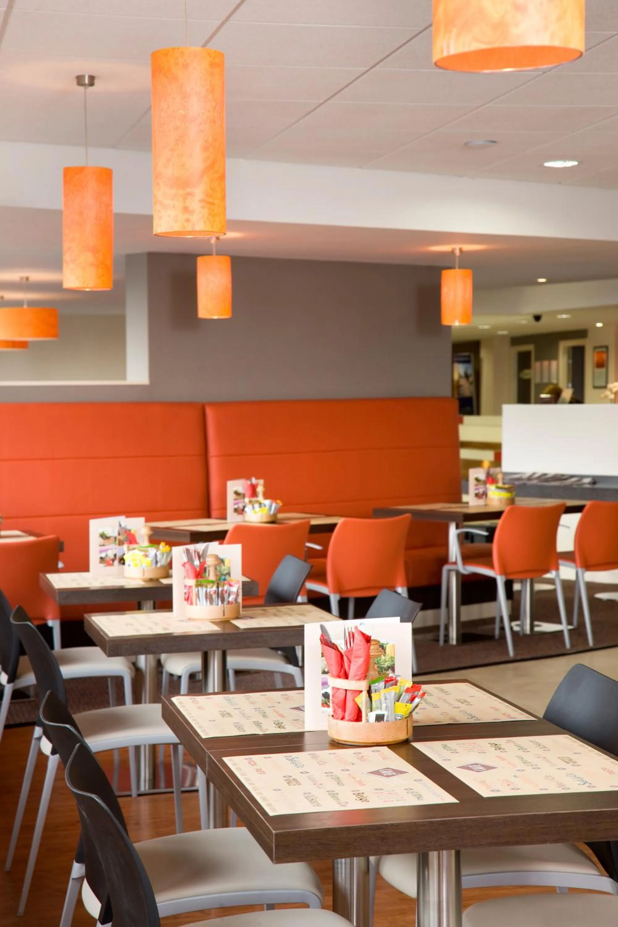 Restaurant/Places to Eat in Ibis Dublin Hotel