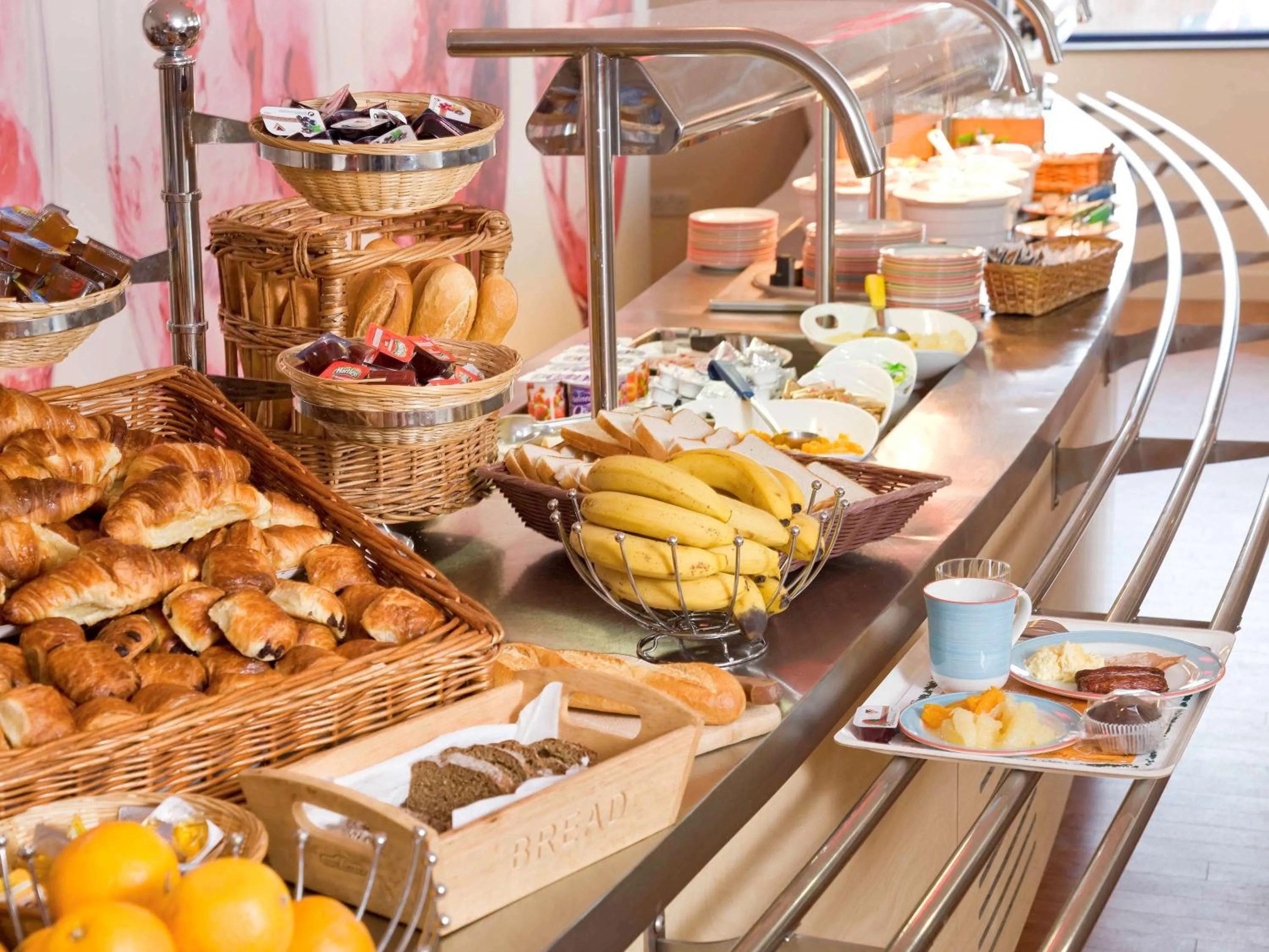 Restaurant/places to eat, Breakfast in Ibis Dublin Hotel