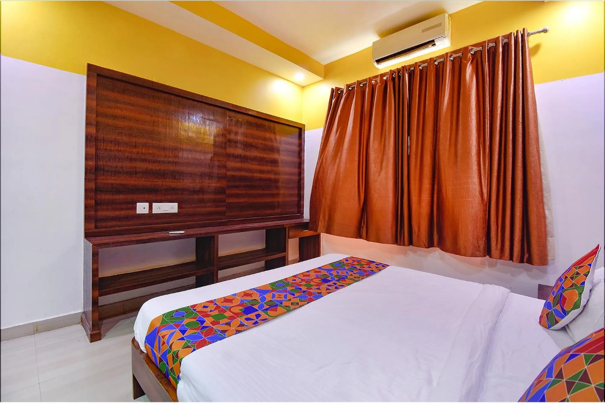 Bed in FabHotel Ocean View Apartment - Dabolim