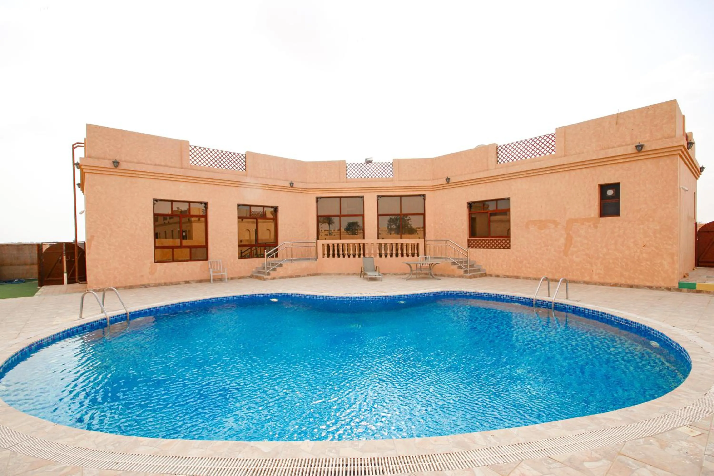 Swimming pool in Al Bada Hotel and Resort