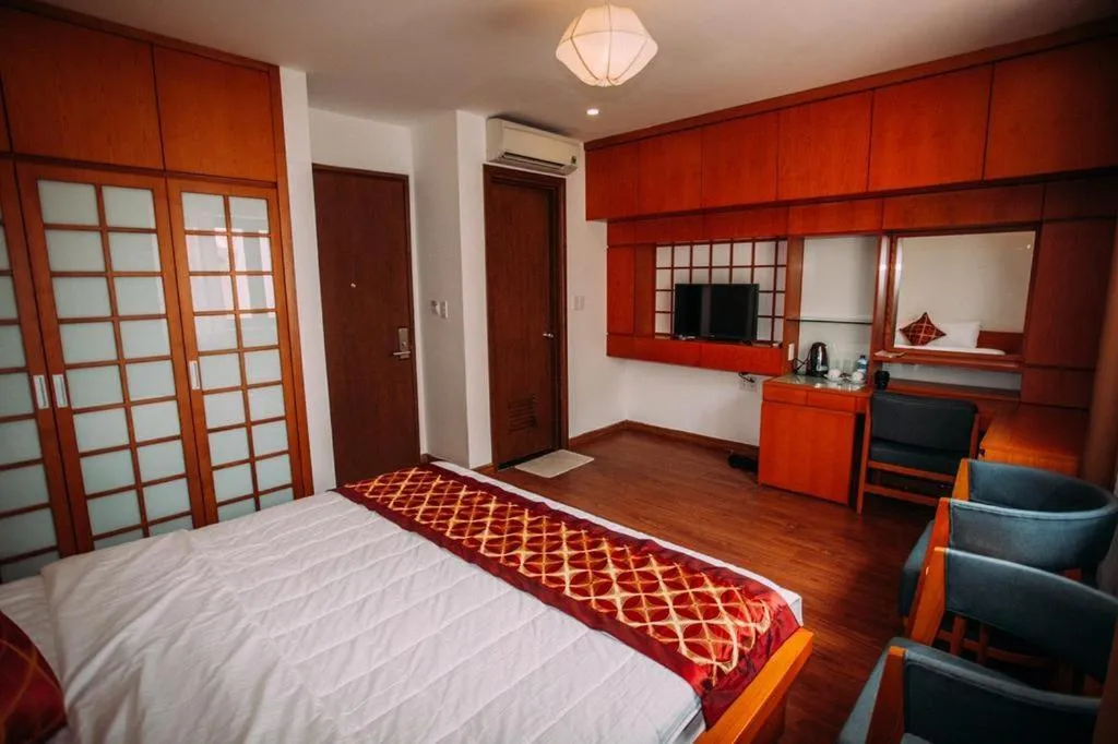 Bed in Halong And Me